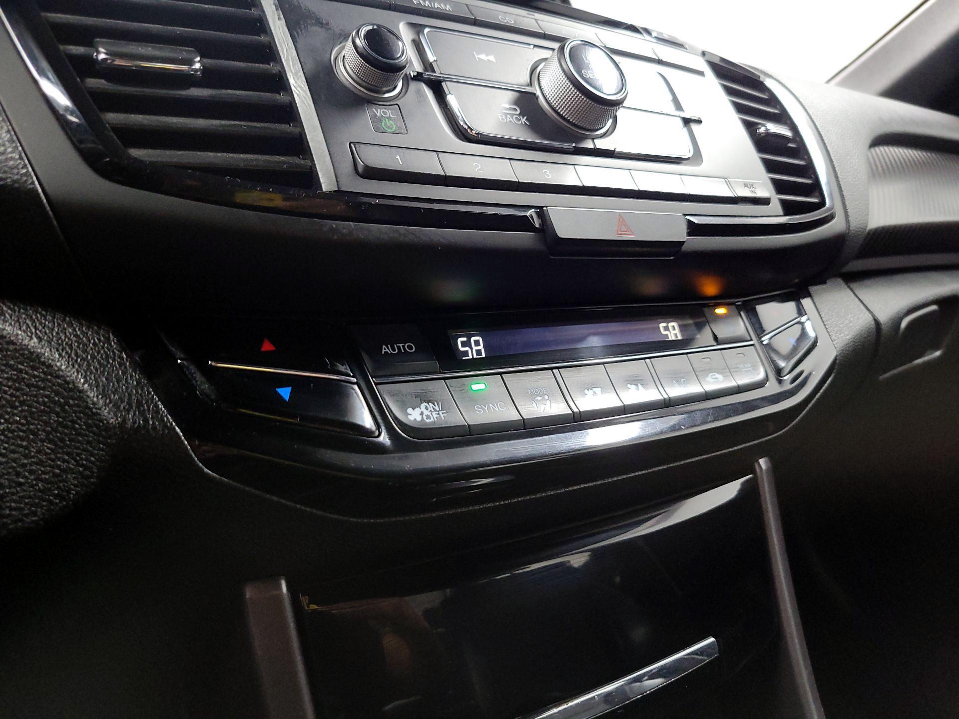 Thumbnail: 2016 Honda Accord - 15