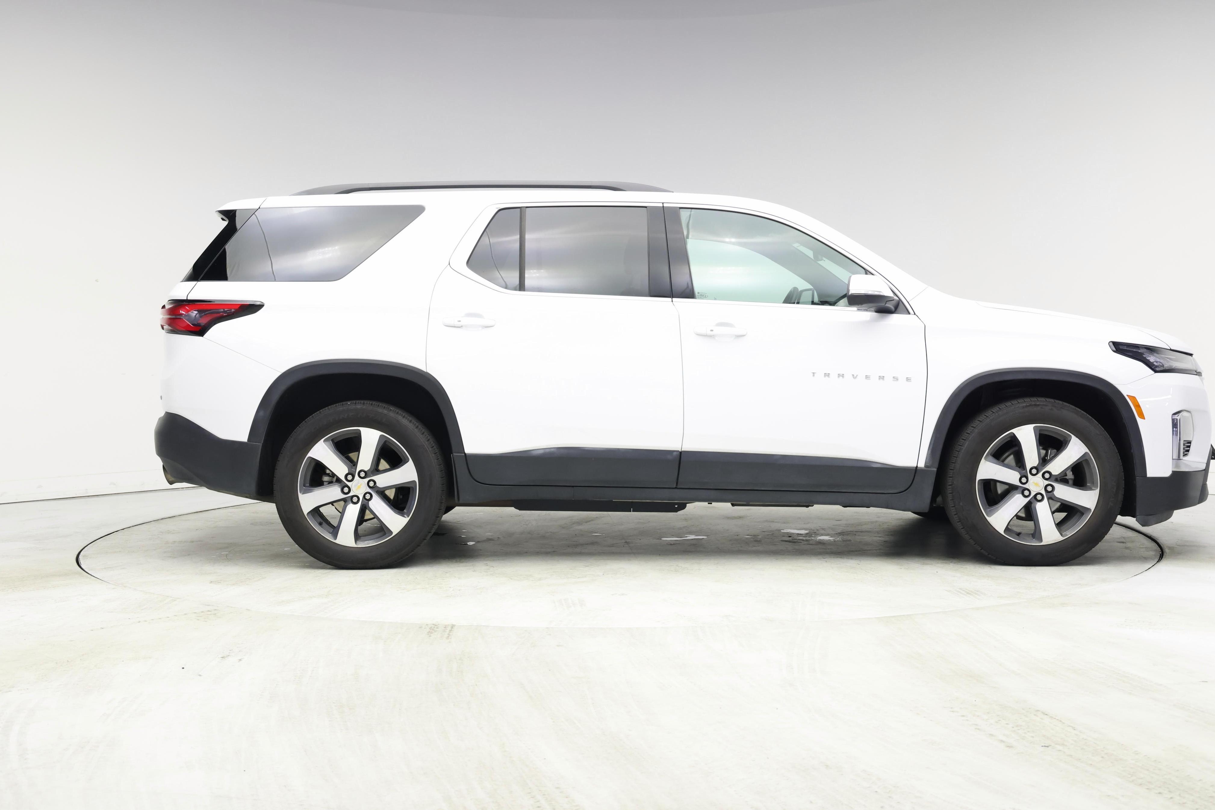 Thumbnail: 2023 Chevrolet Traverse - 7