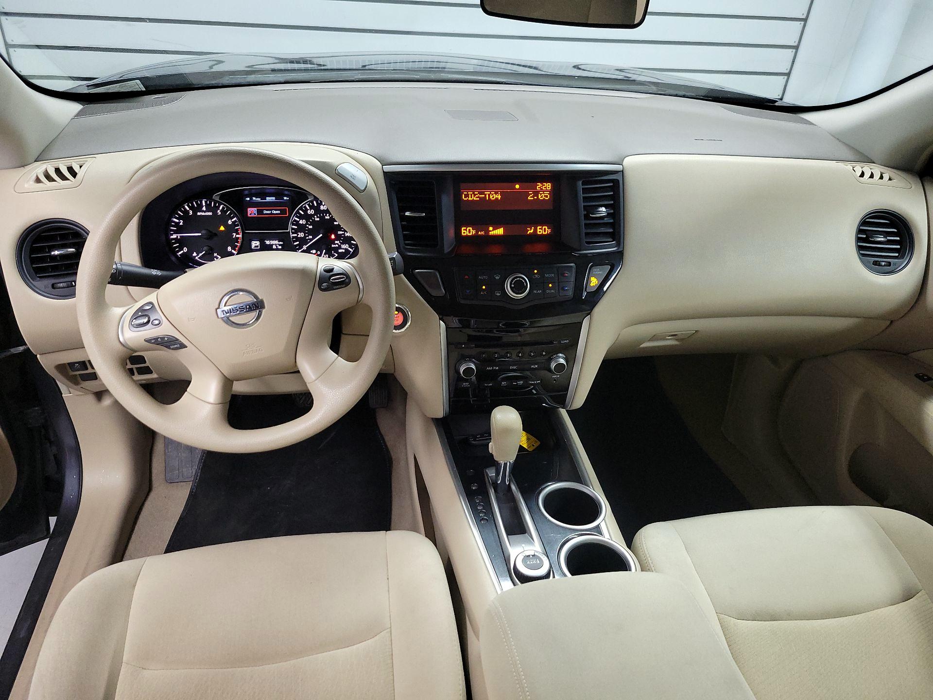 Thumbnail: 2013 Nissan Pathfinder - 9