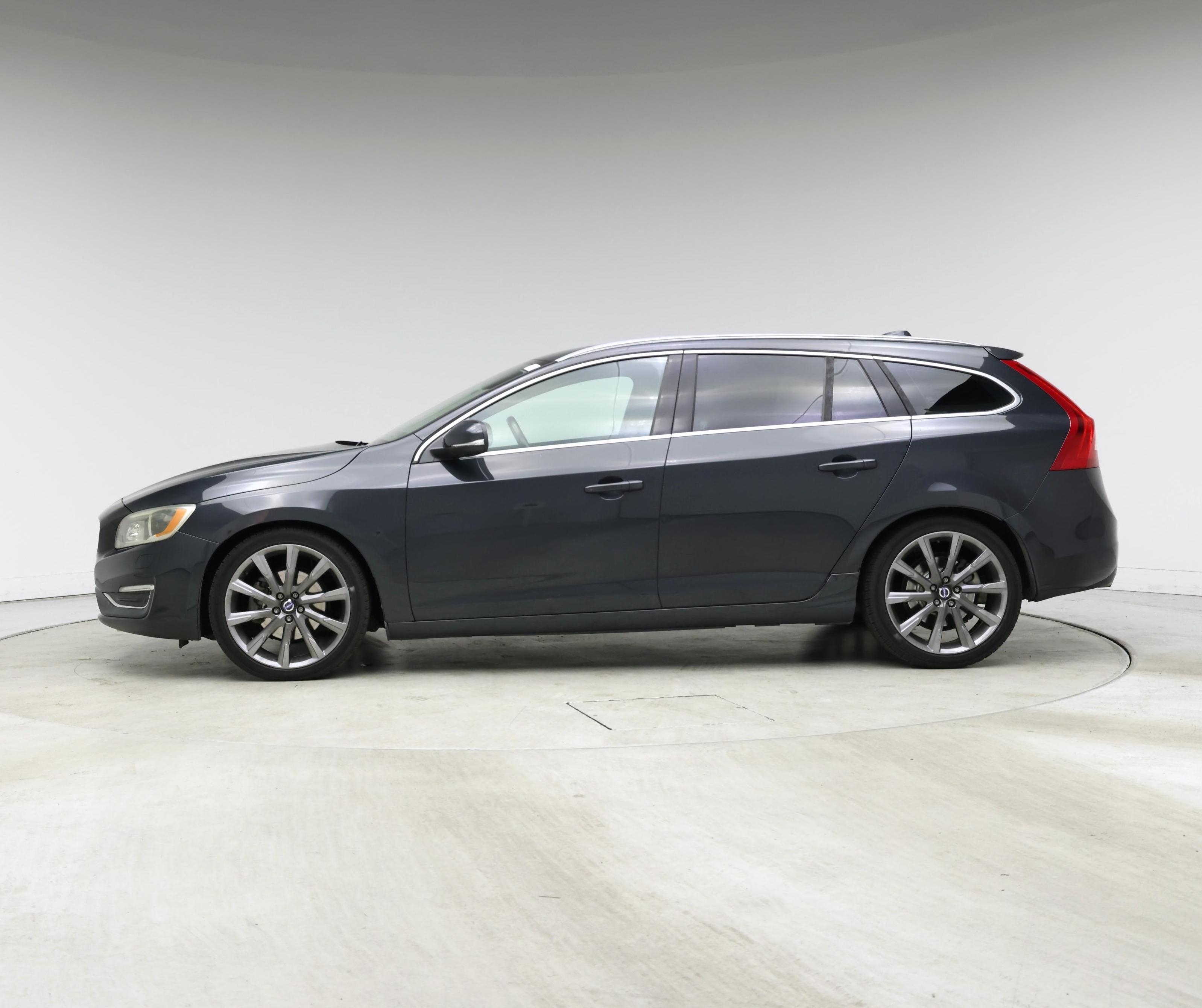 Thumbnail: 2015 Volvo V60 - 3