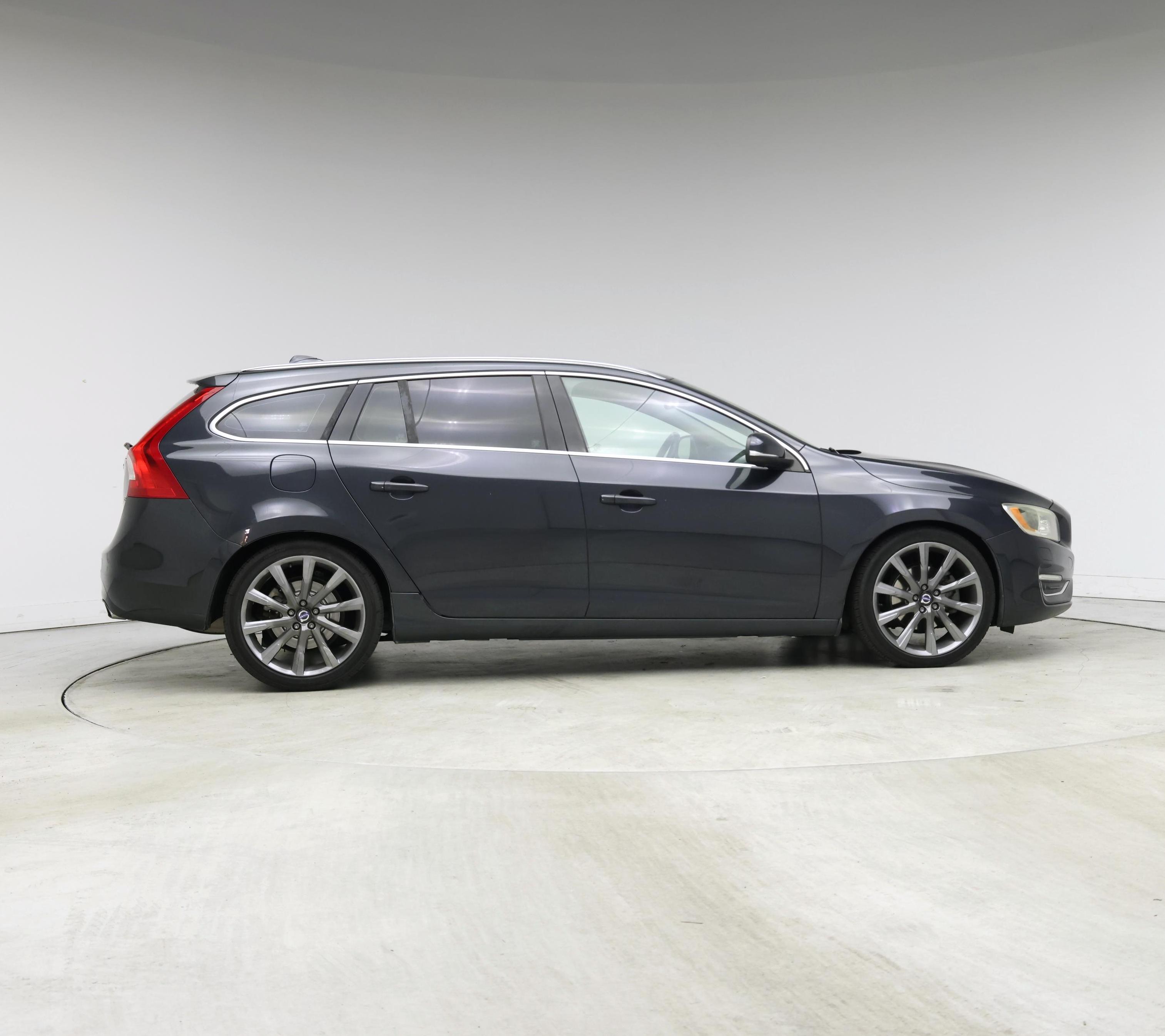 Thumbnail: 2015 Volvo V60 - 7