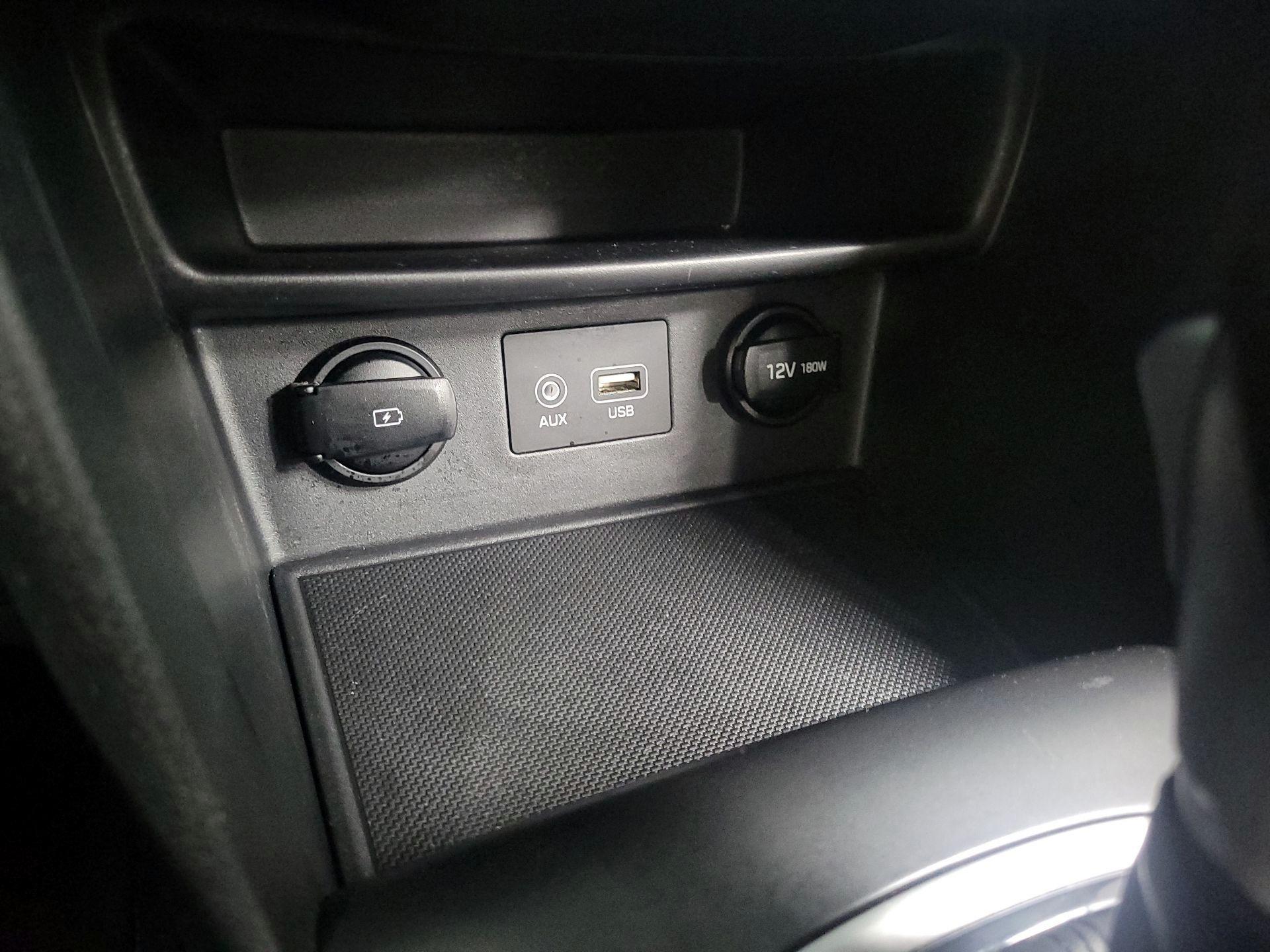 Thumbnail: 2019 Hyundai Kona - 18