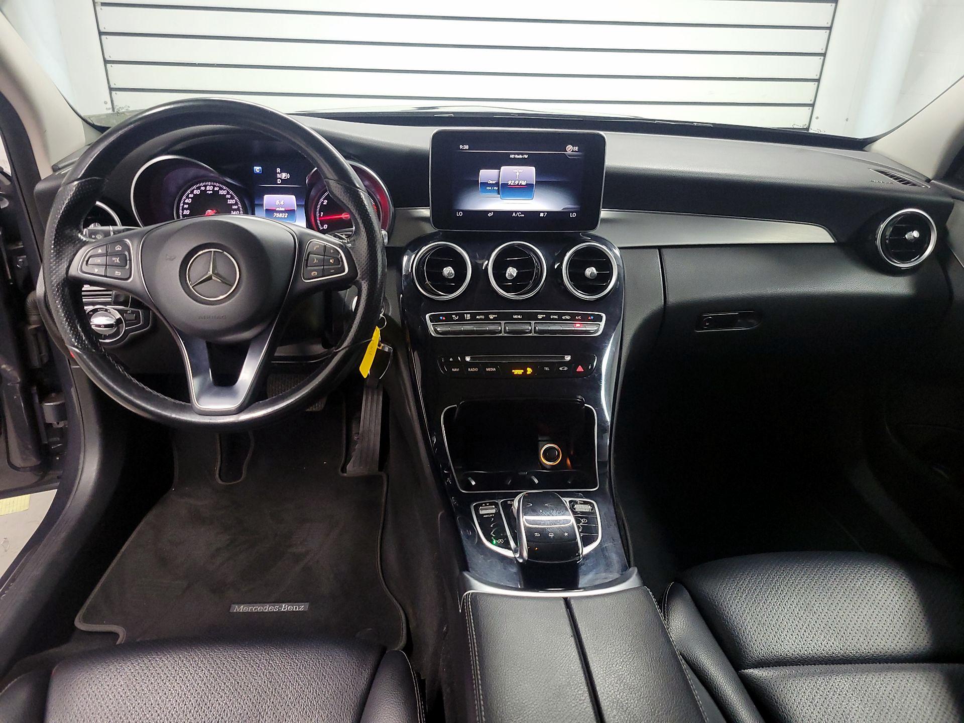 Thumbnail: 2015 Mercedes-Benz C-Class - 9