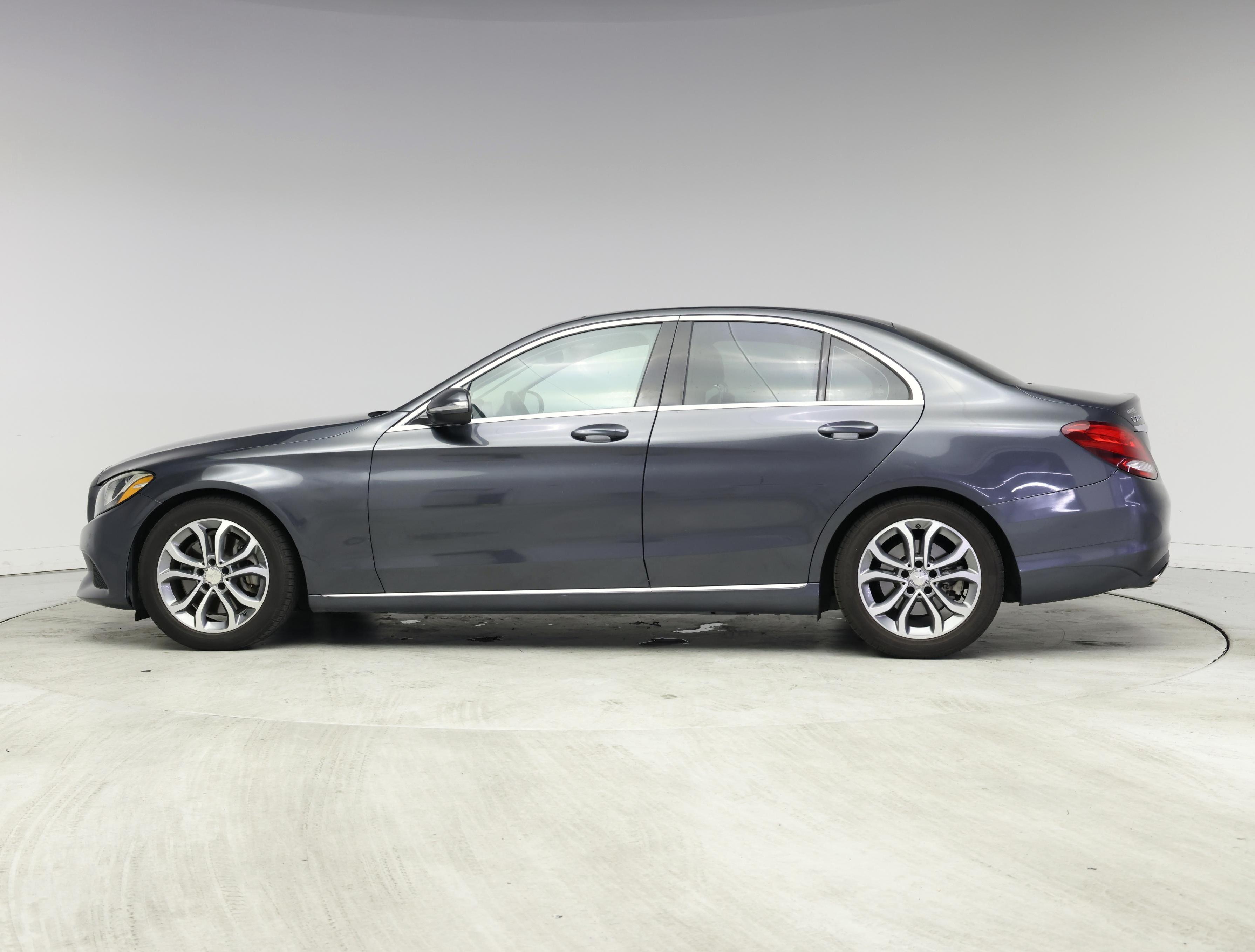 Thumbnail: 2015 Mercedes-Benz C-Class - 3
