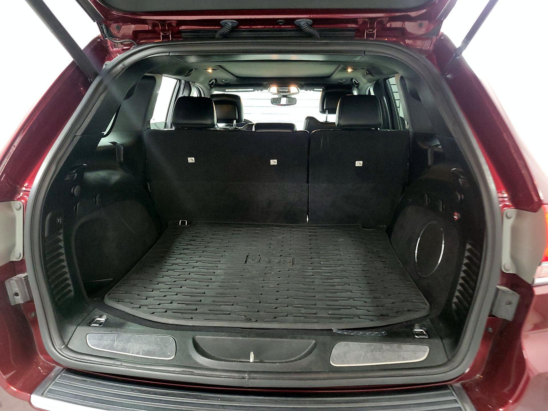Thumbnail: 2018 Jeep Grand Cherokee - 18