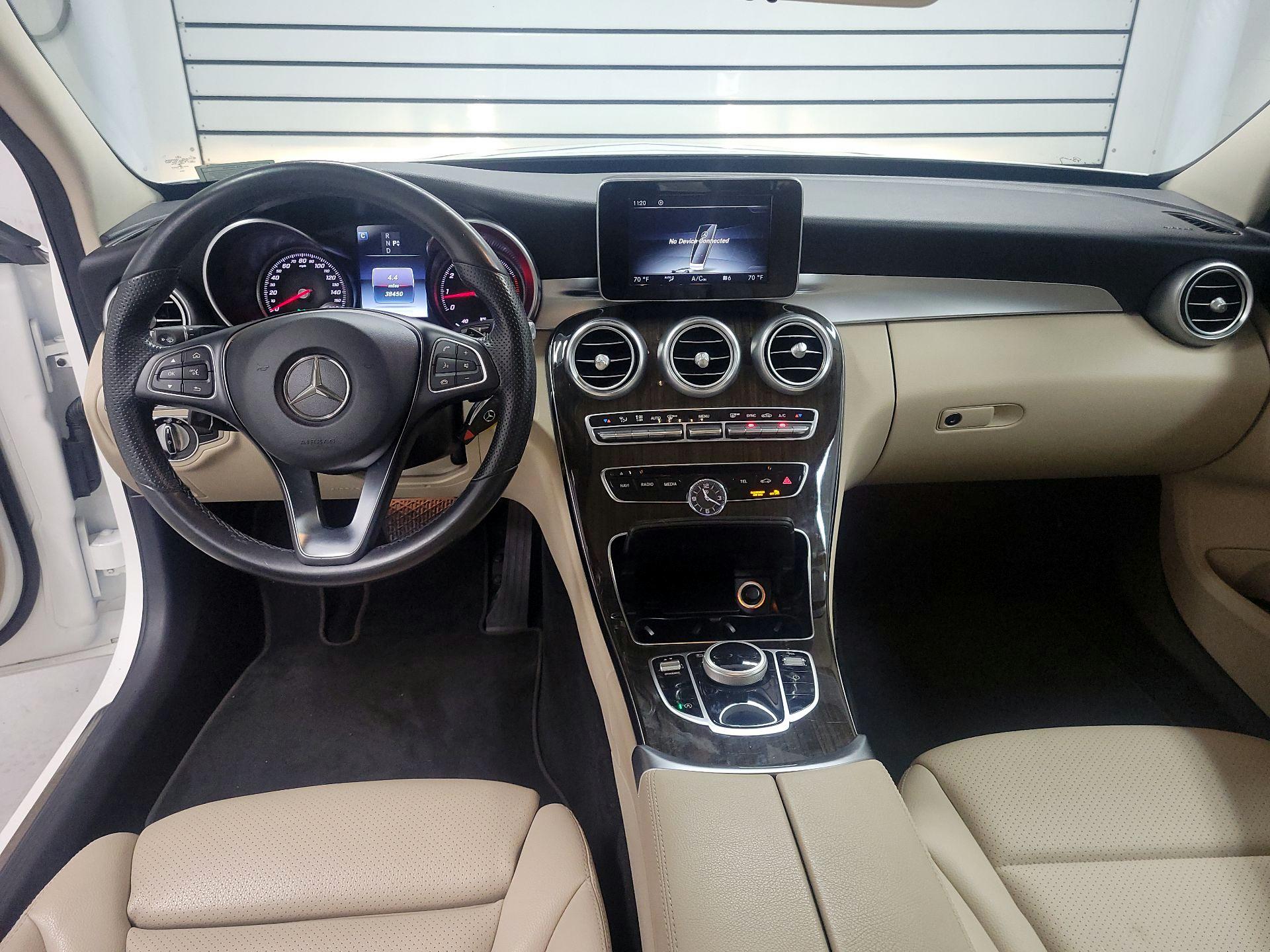 Thumbnail: 2017 Mercedes-Benz C-Class - 9