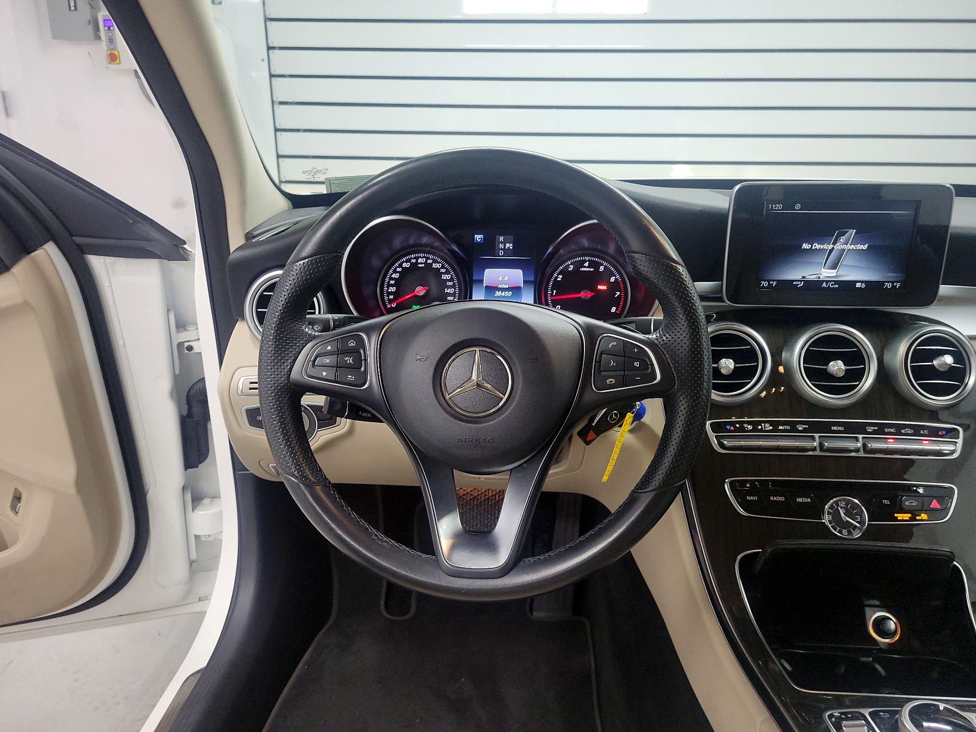 Thumbnail: 2017 Mercedes-Benz C-Class - 10