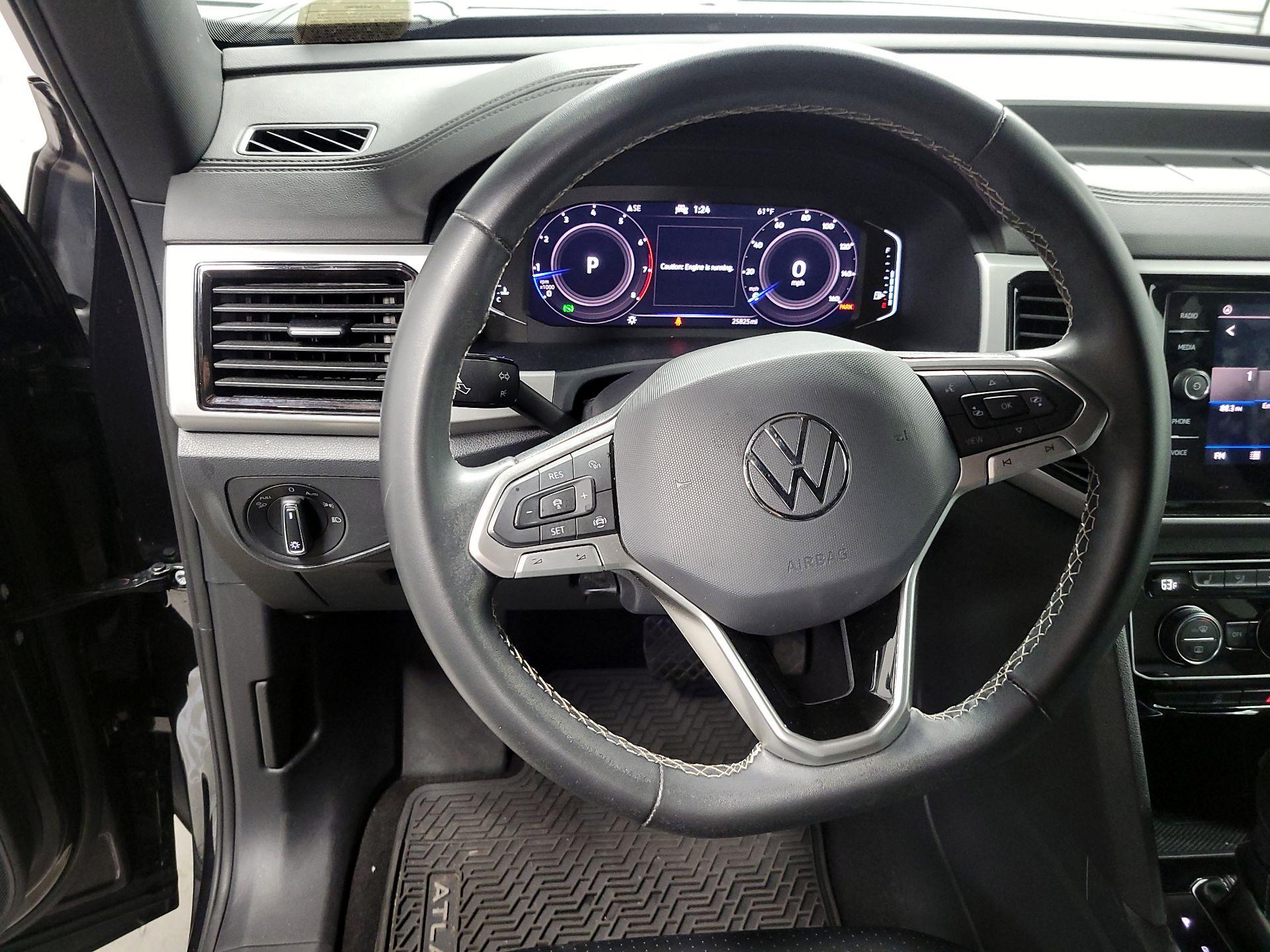Thumbnail: 2022 Volkswagen Atlas - 10