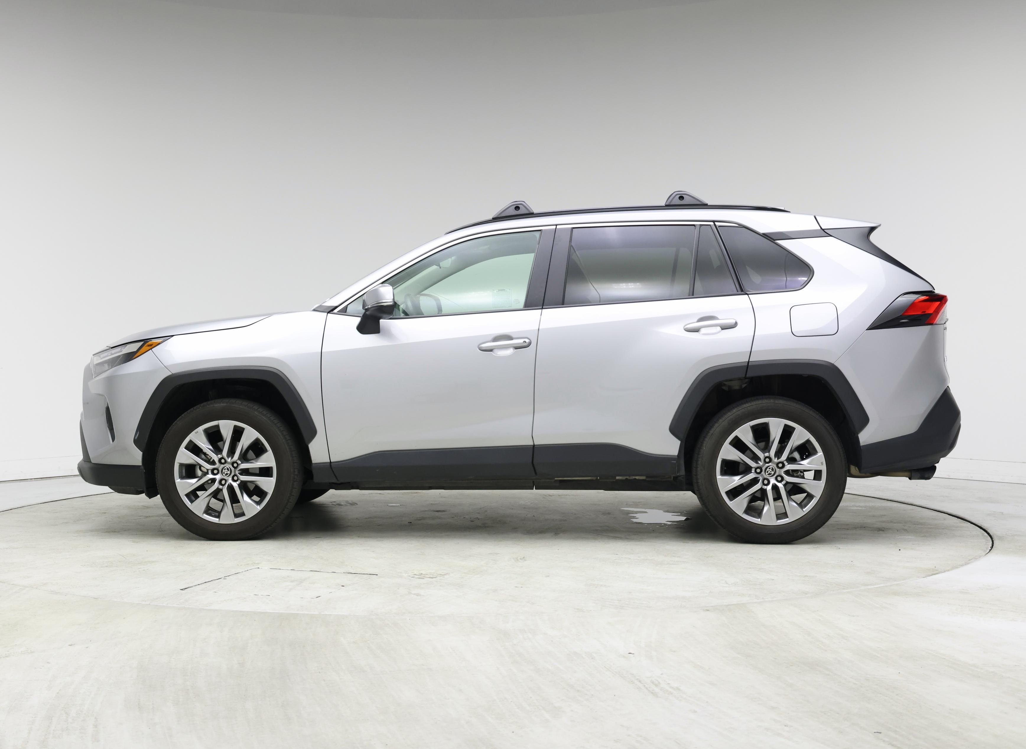 Thumbnail: 2023 Toyota RAV4 - 3