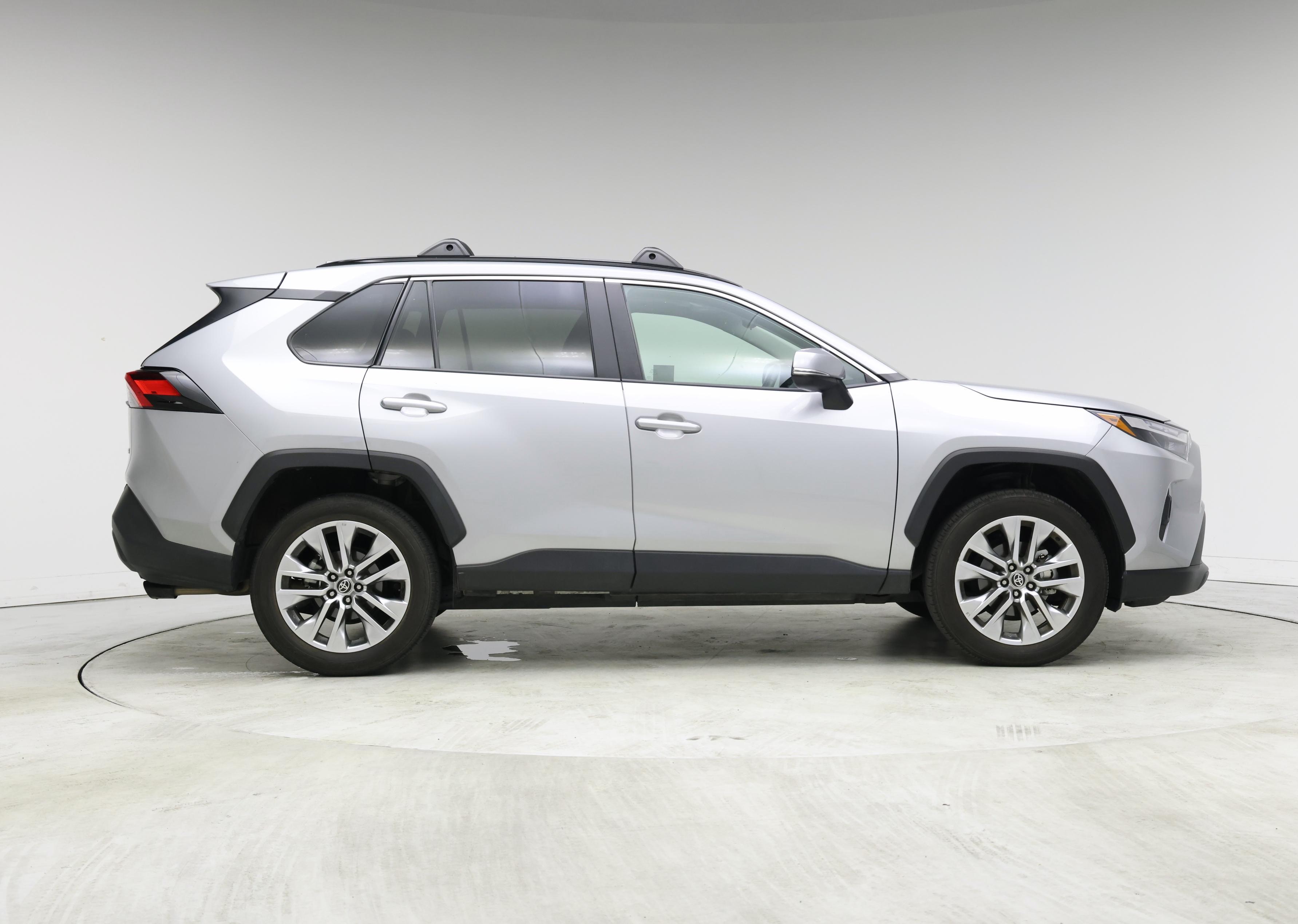 Thumbnail: 2023 Toyota RAV4 - 7