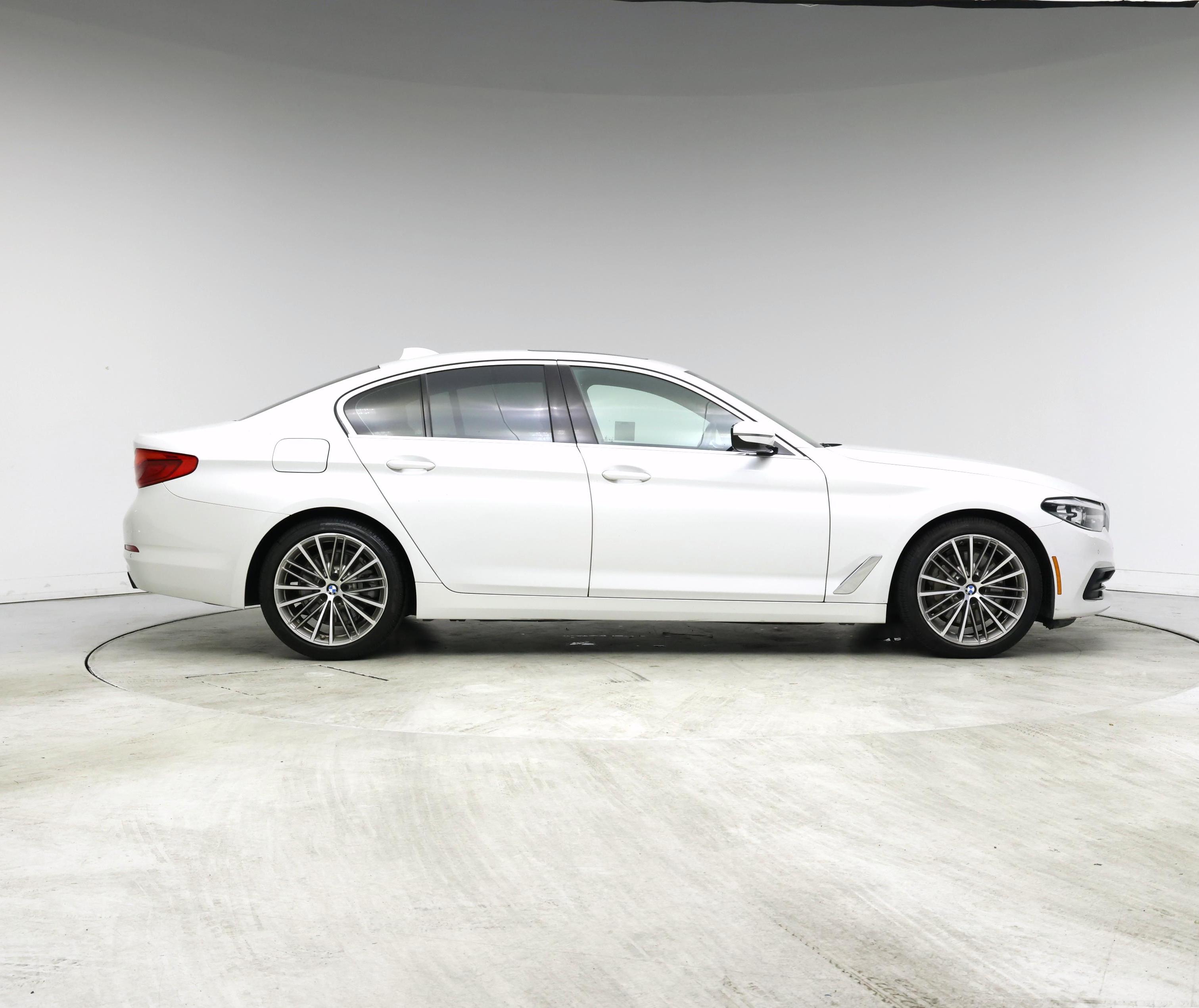 Thumbnail: 2019 BMW 5 Series - 7