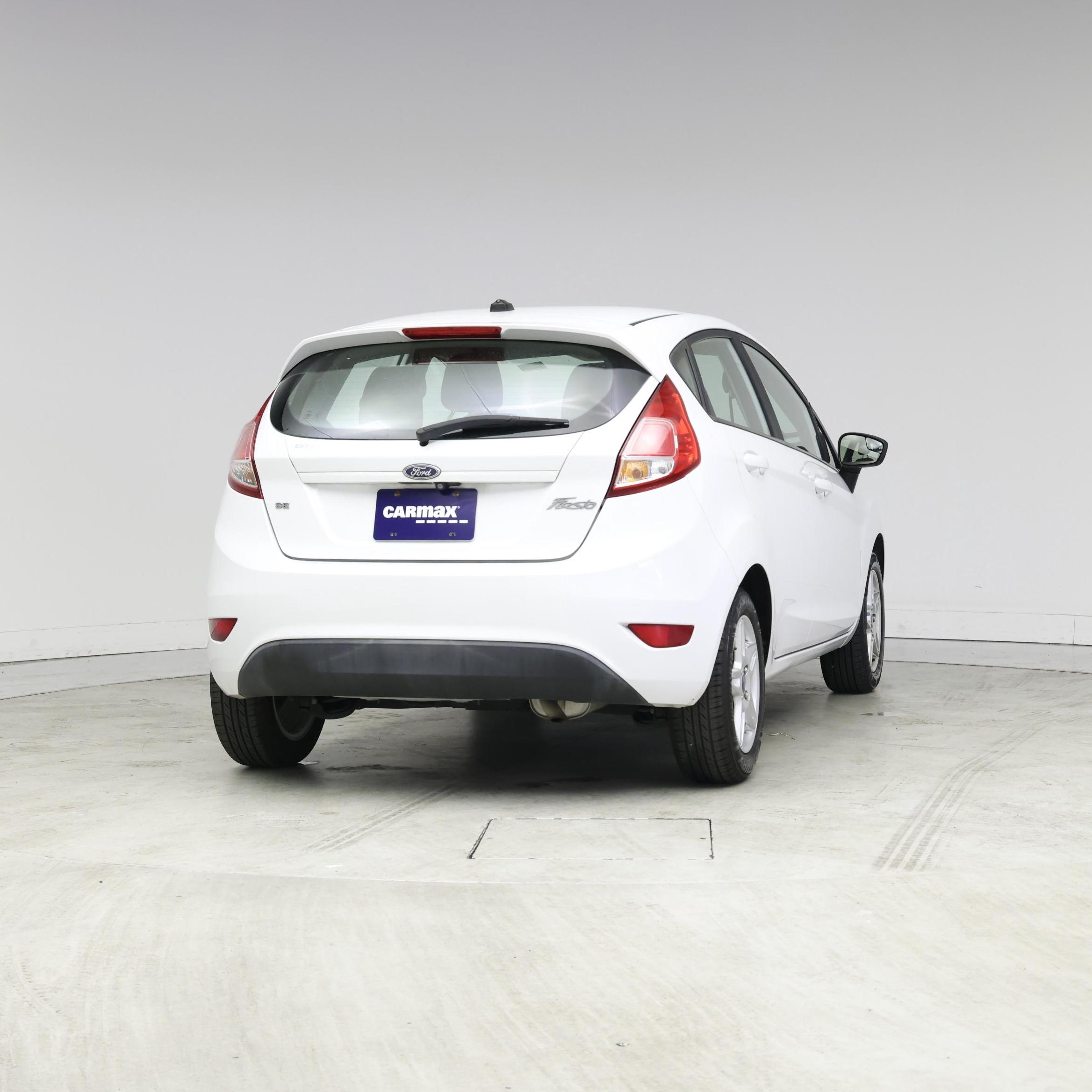 Thumbnail: 2018 Ford Fiesta - 8