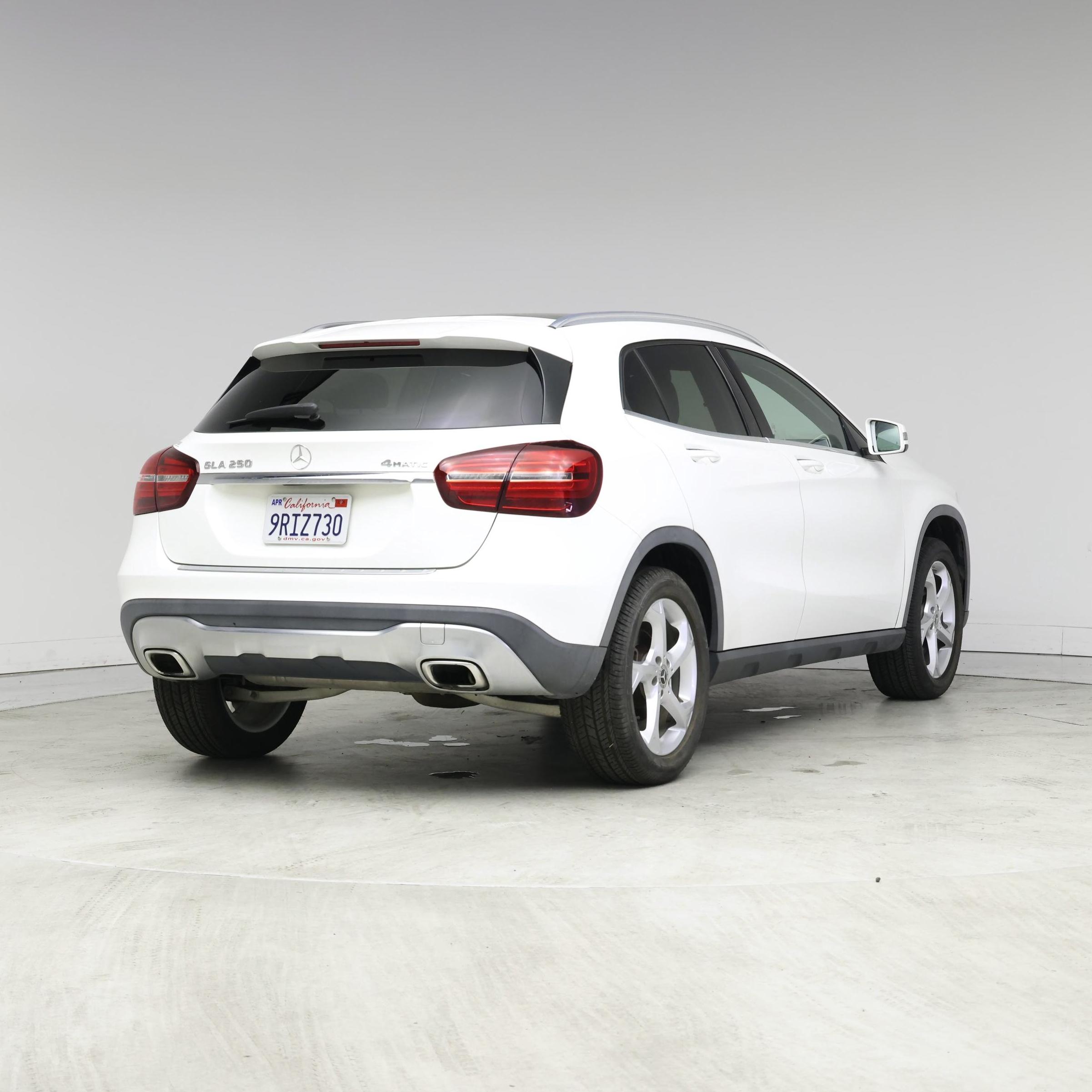Thumbnail: 2020 Mercedes-Benz GLA - 8