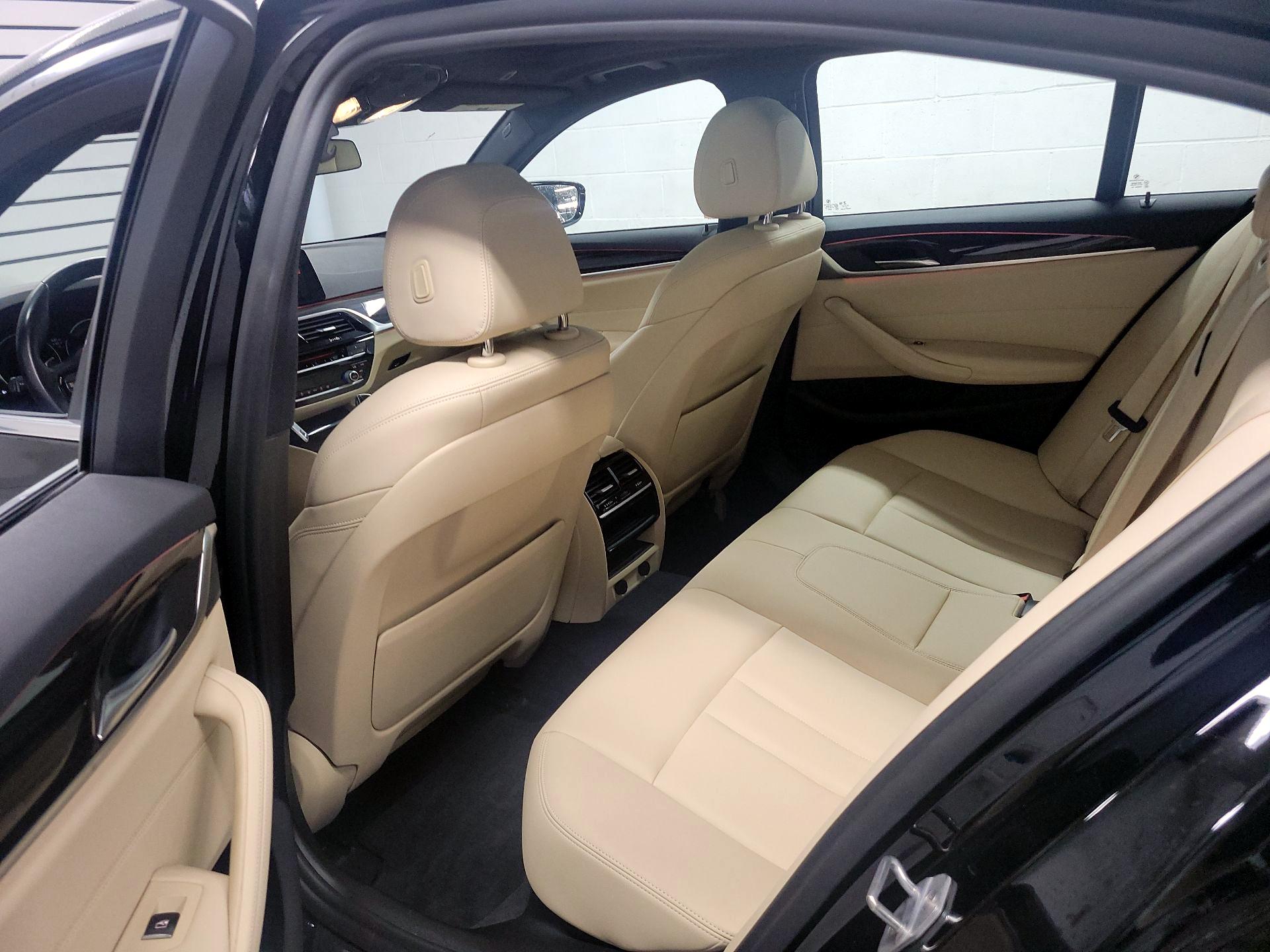 Thumbnail: 2018 BMW 5 Series - 18