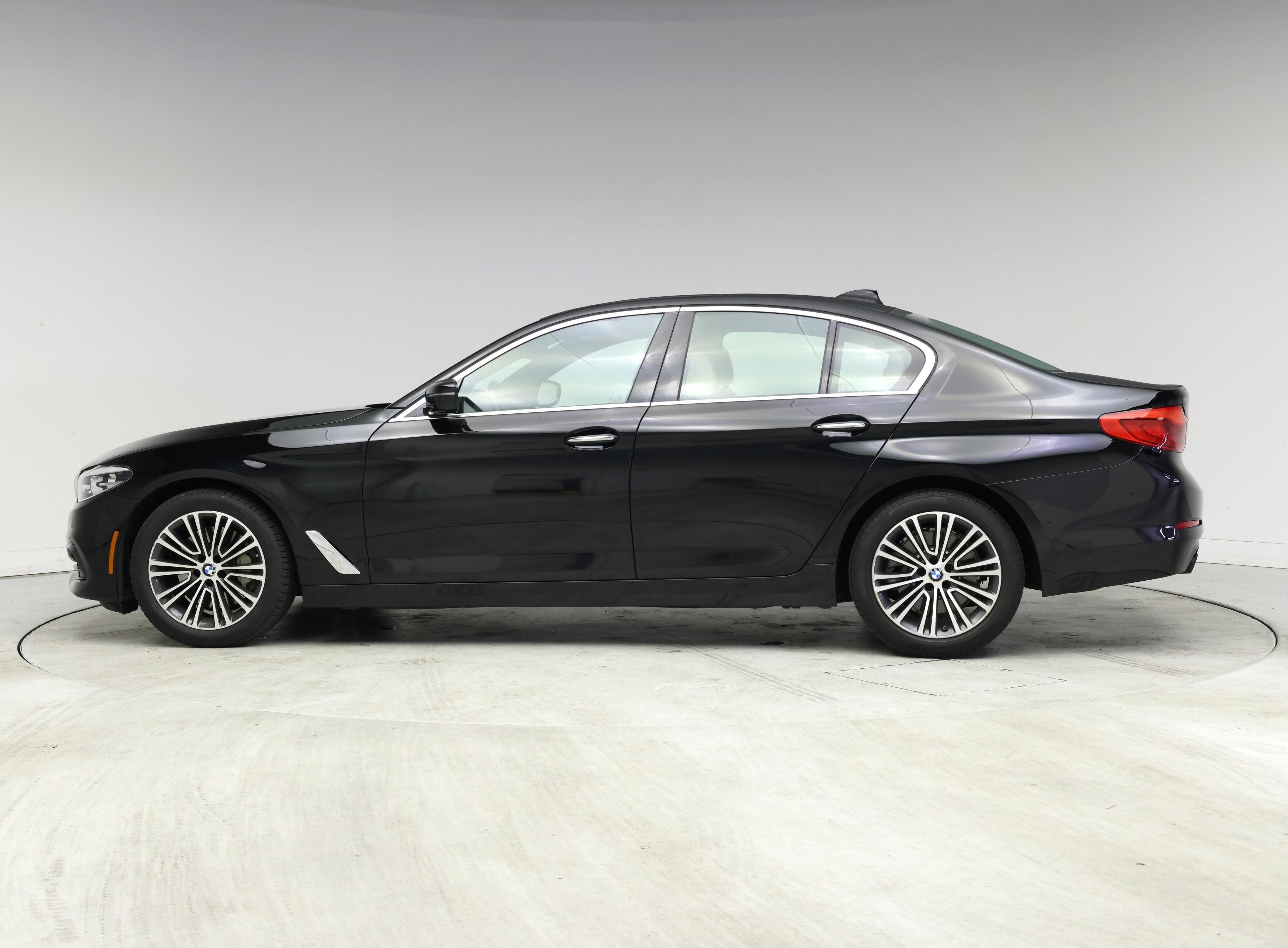 Thumbnail: 2018 BMW 5 Series - 3