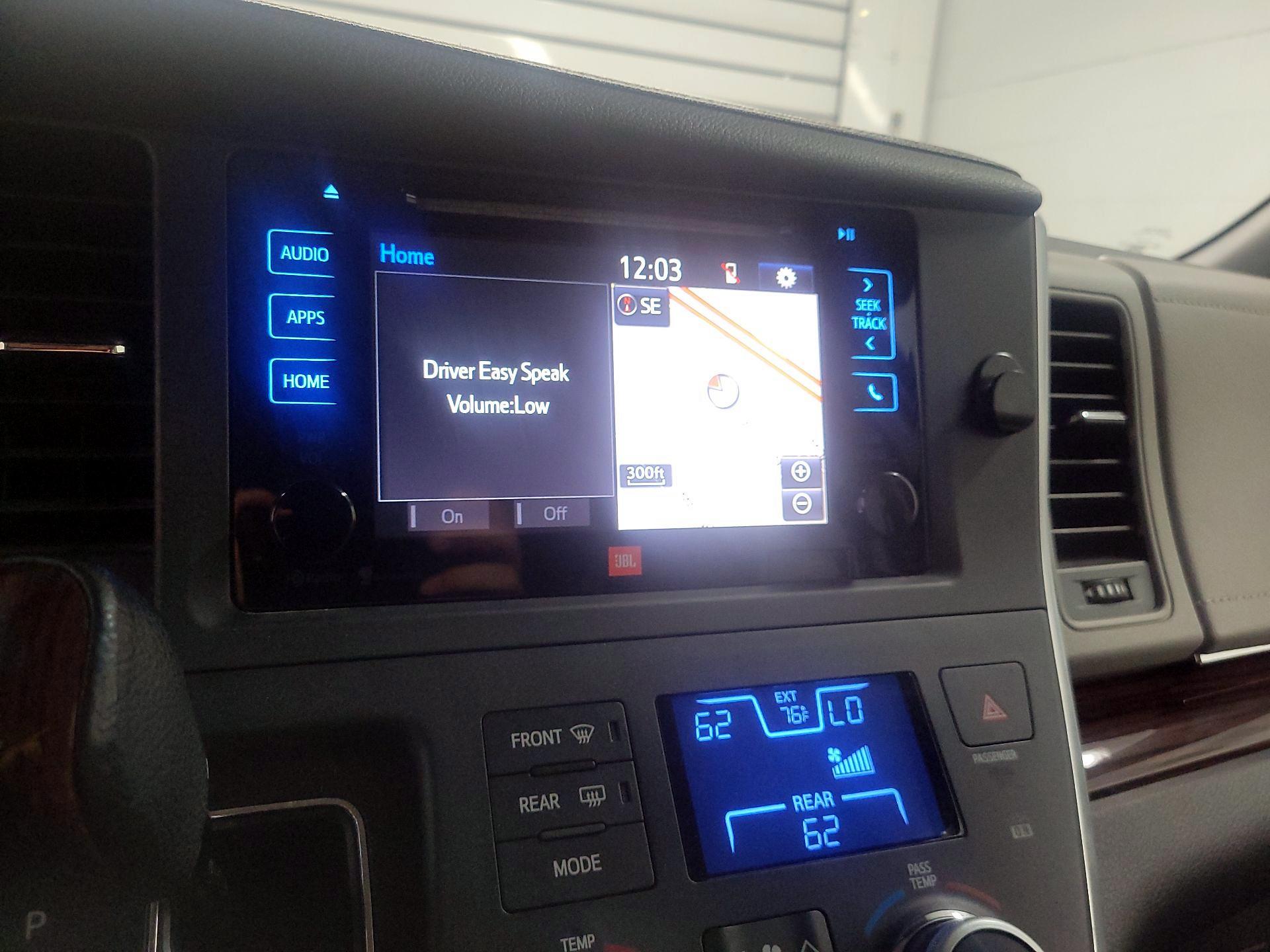 Thumbnail: 2015 Toyota Sienna - 15