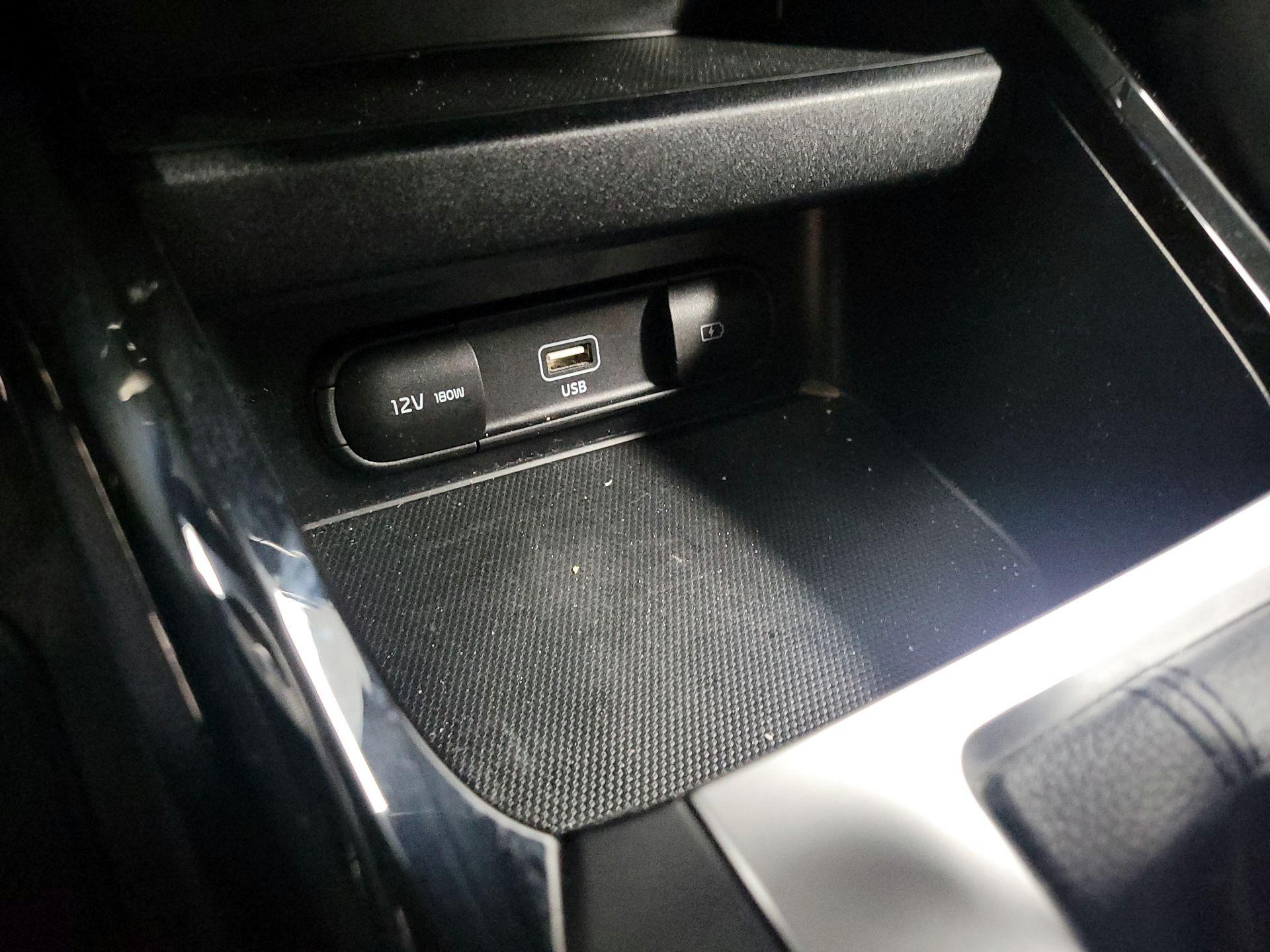 Thumbnail: 2022 Kia Forte - 19