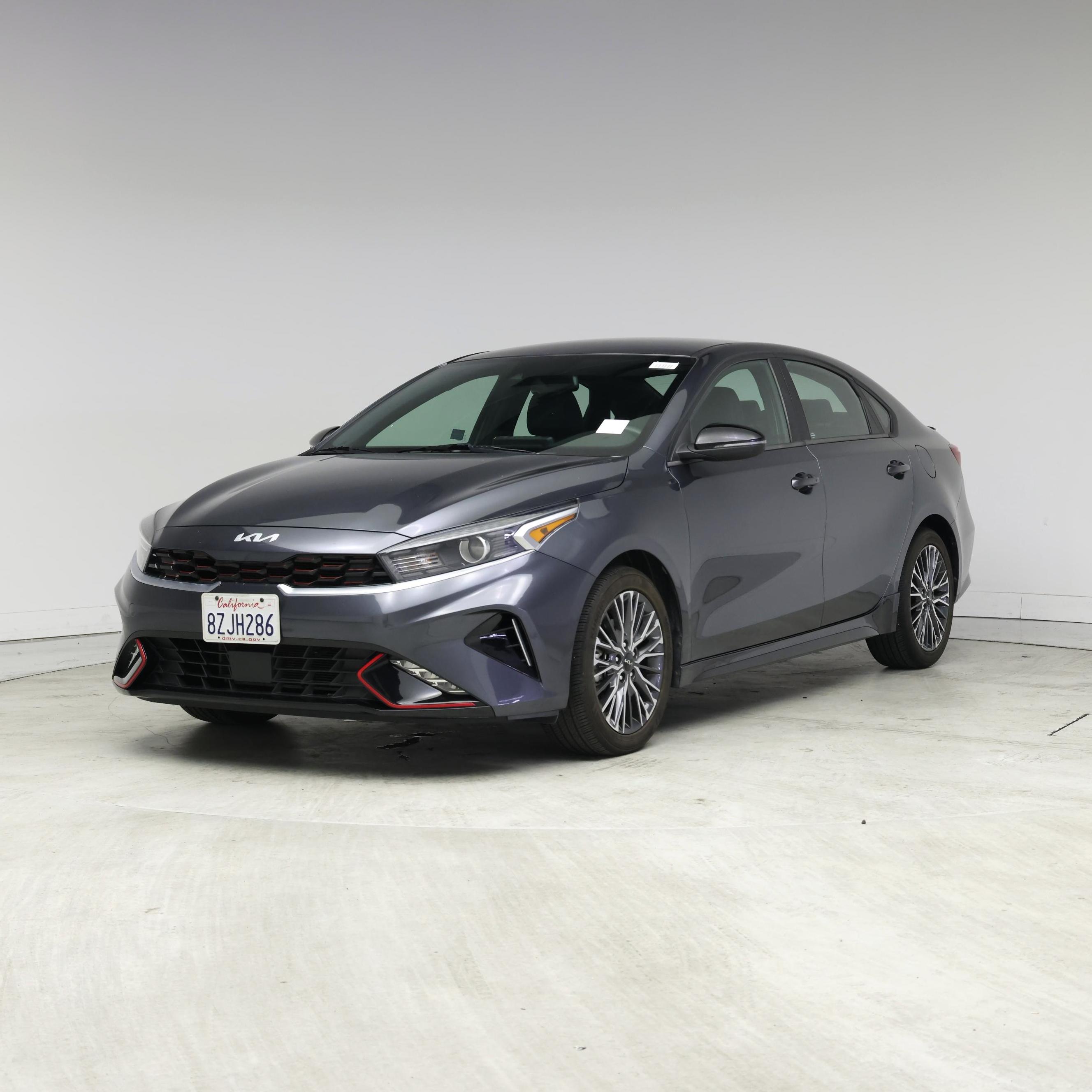 Thumbnail: 2022 Kia Forte - 4