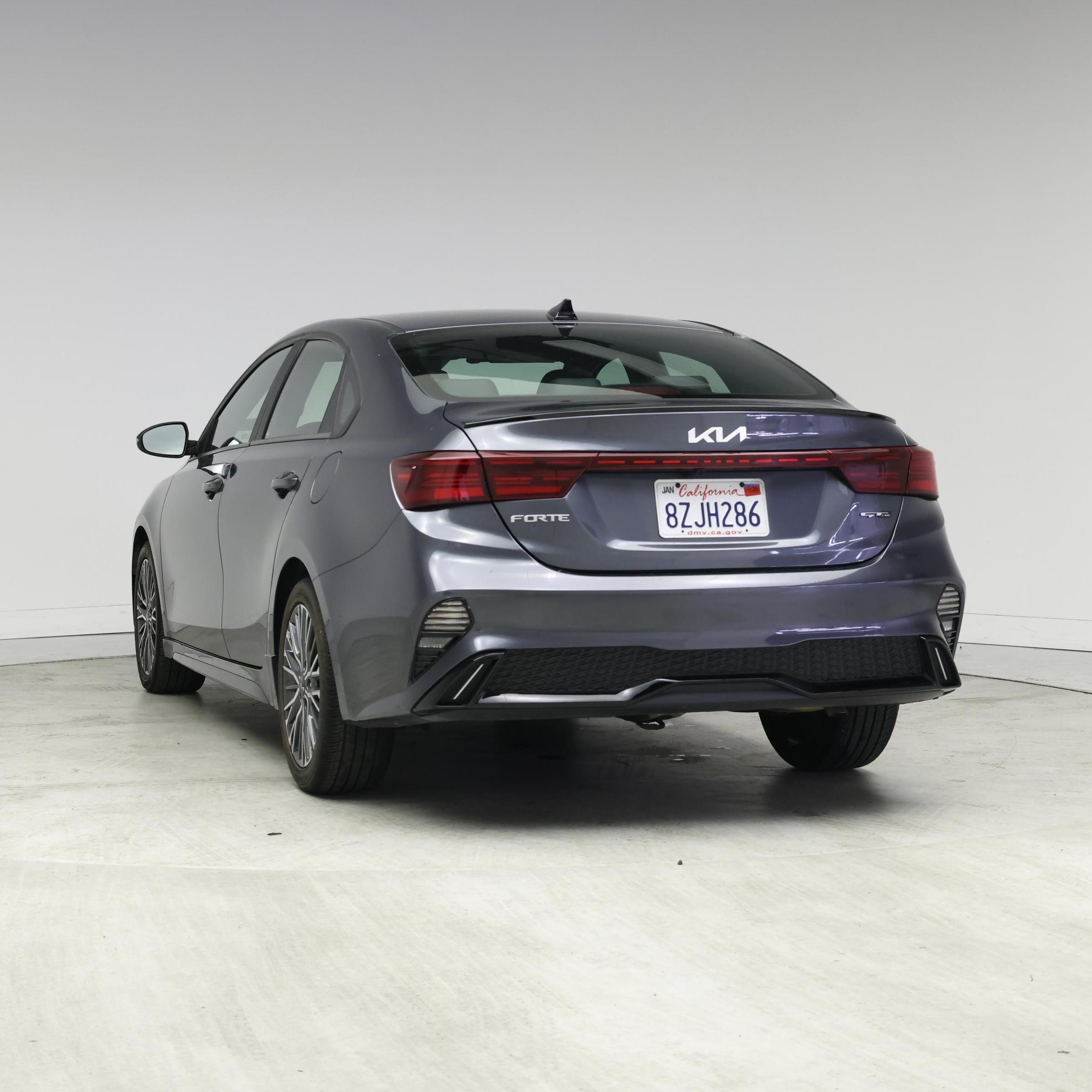 Thumbnail: 2022 Kia Forte - 6