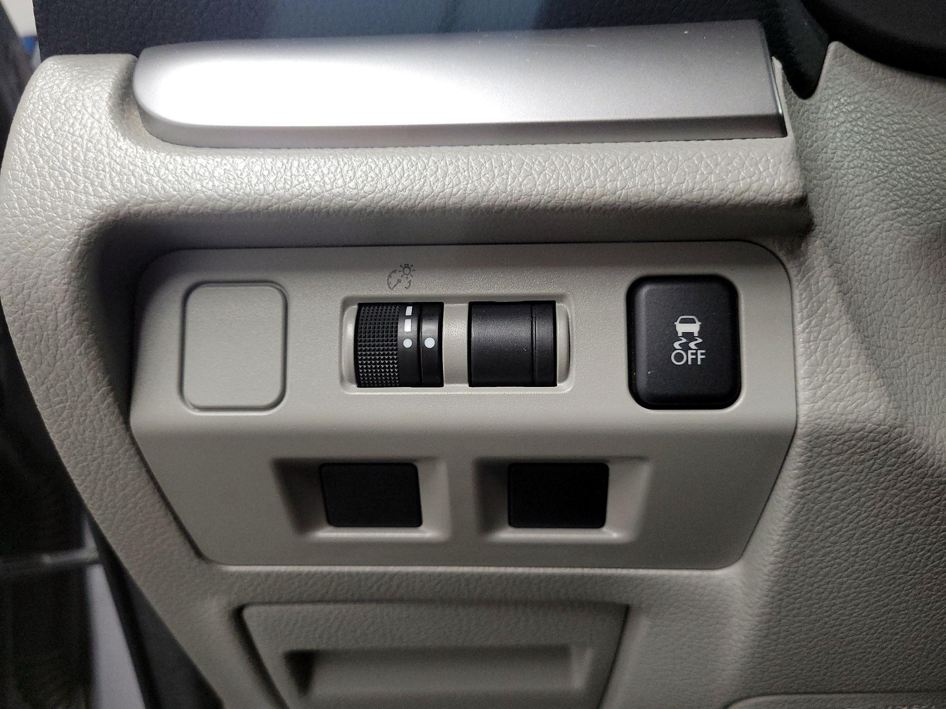 Thumbnail: 2016 Subaru Forester - 13