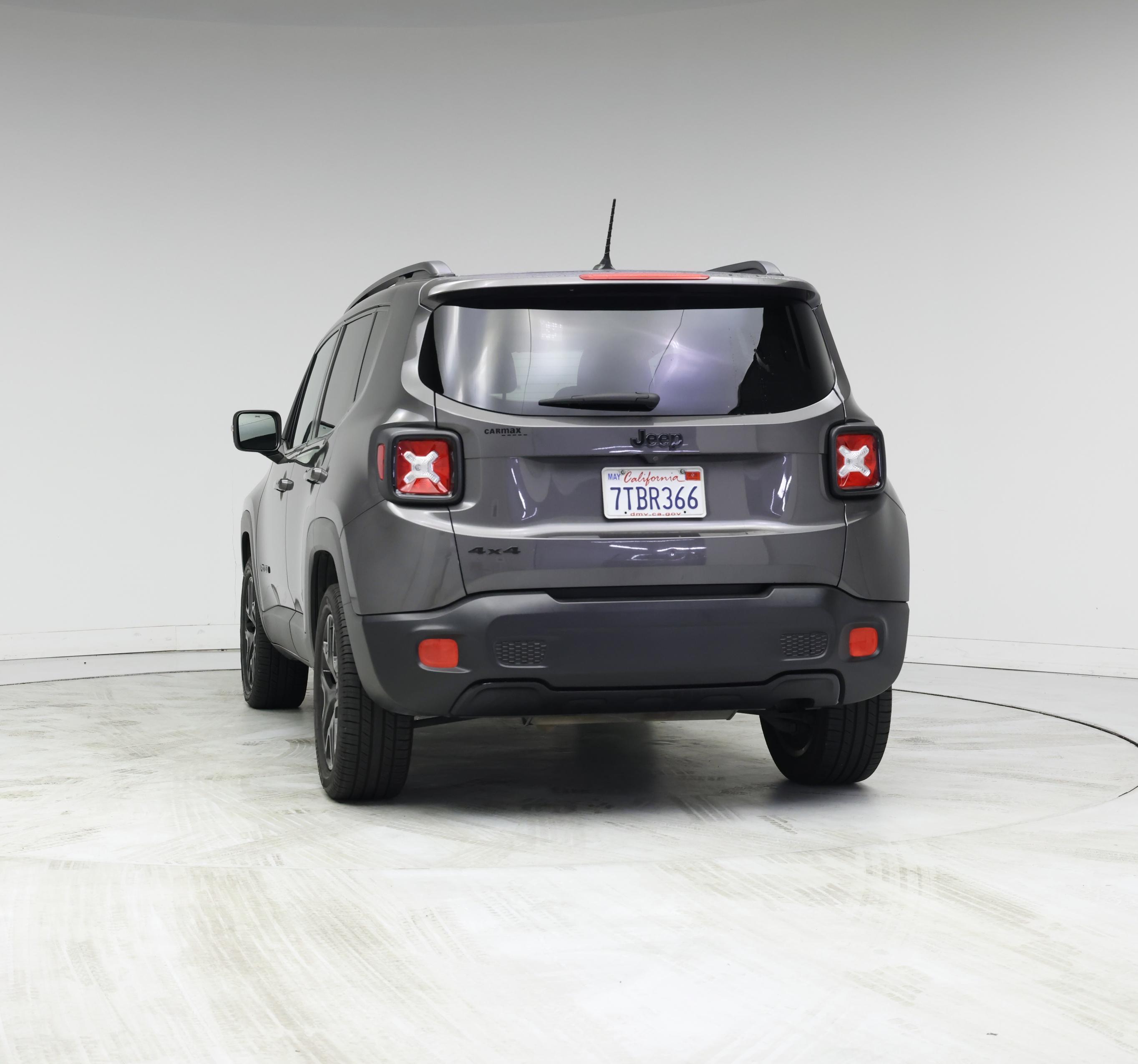 Thumbnail: 2016 Jeep Renegade - 6