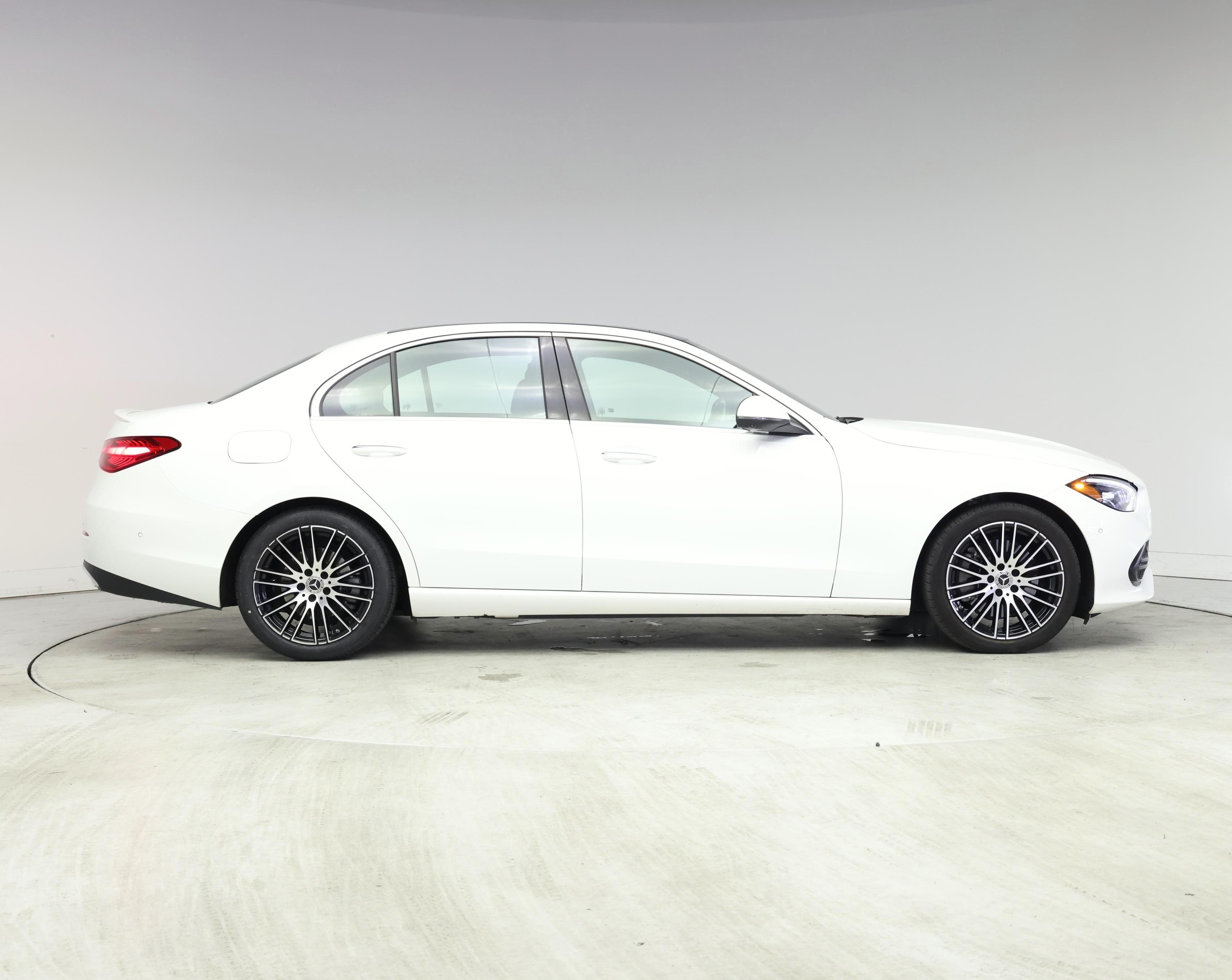 Thumbnail: 2023 Mercedes-Benz C-Class - 7