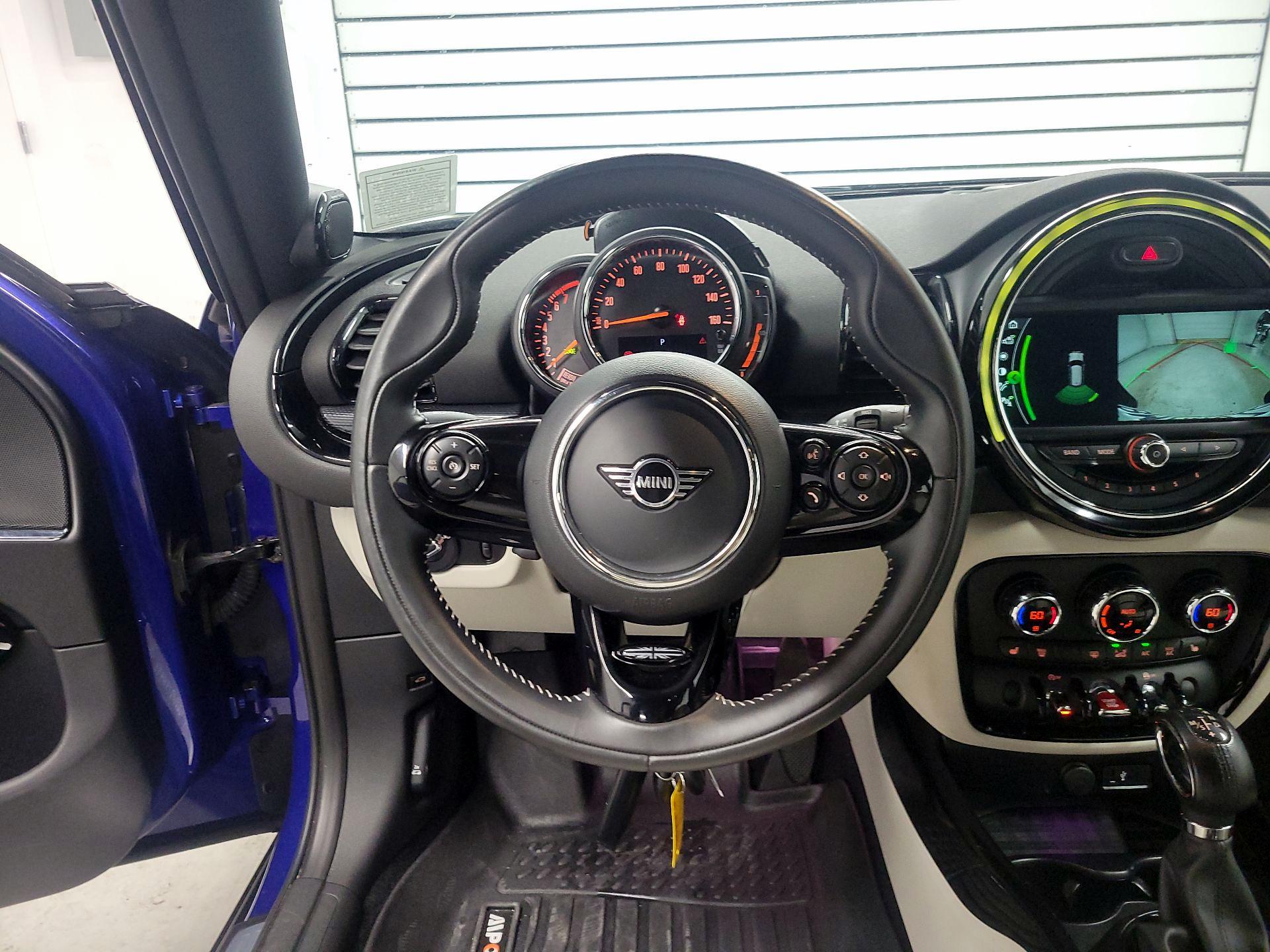 Thumbnail: 2019 MINI Cooper Clubman - 10