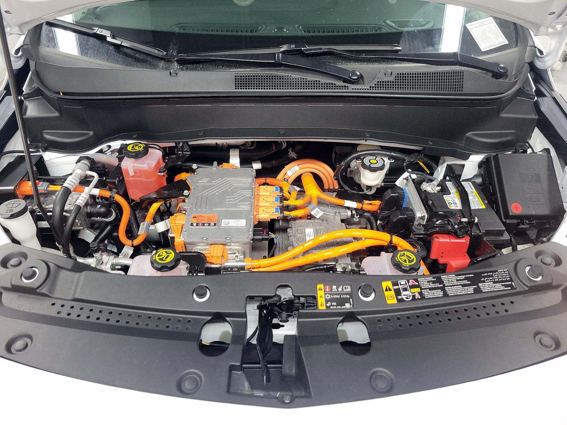 Thumbnail: 2023 Chevrolet Bolt EUV - 18