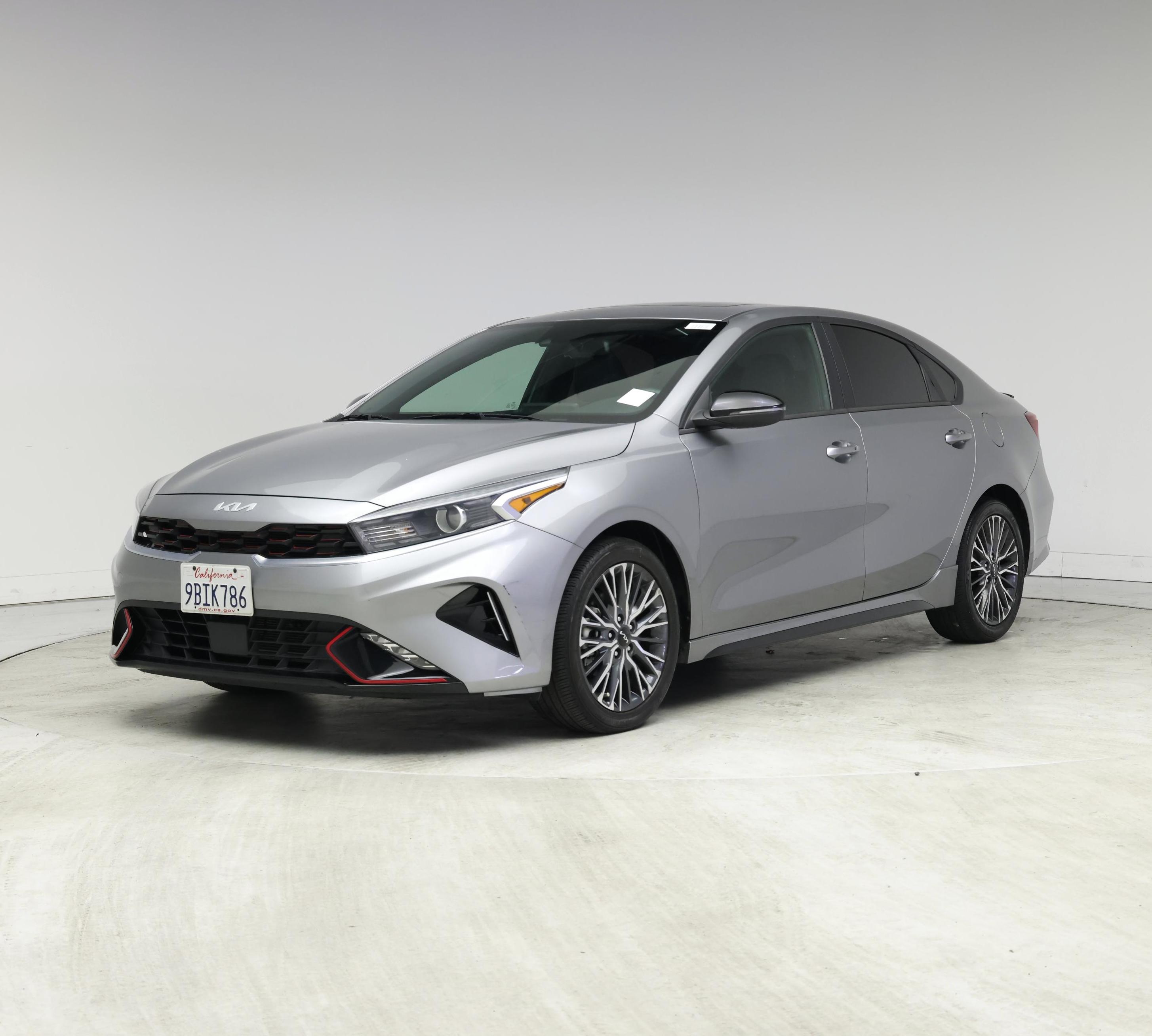 Thumbnail: 2022 Kia Forte - 4