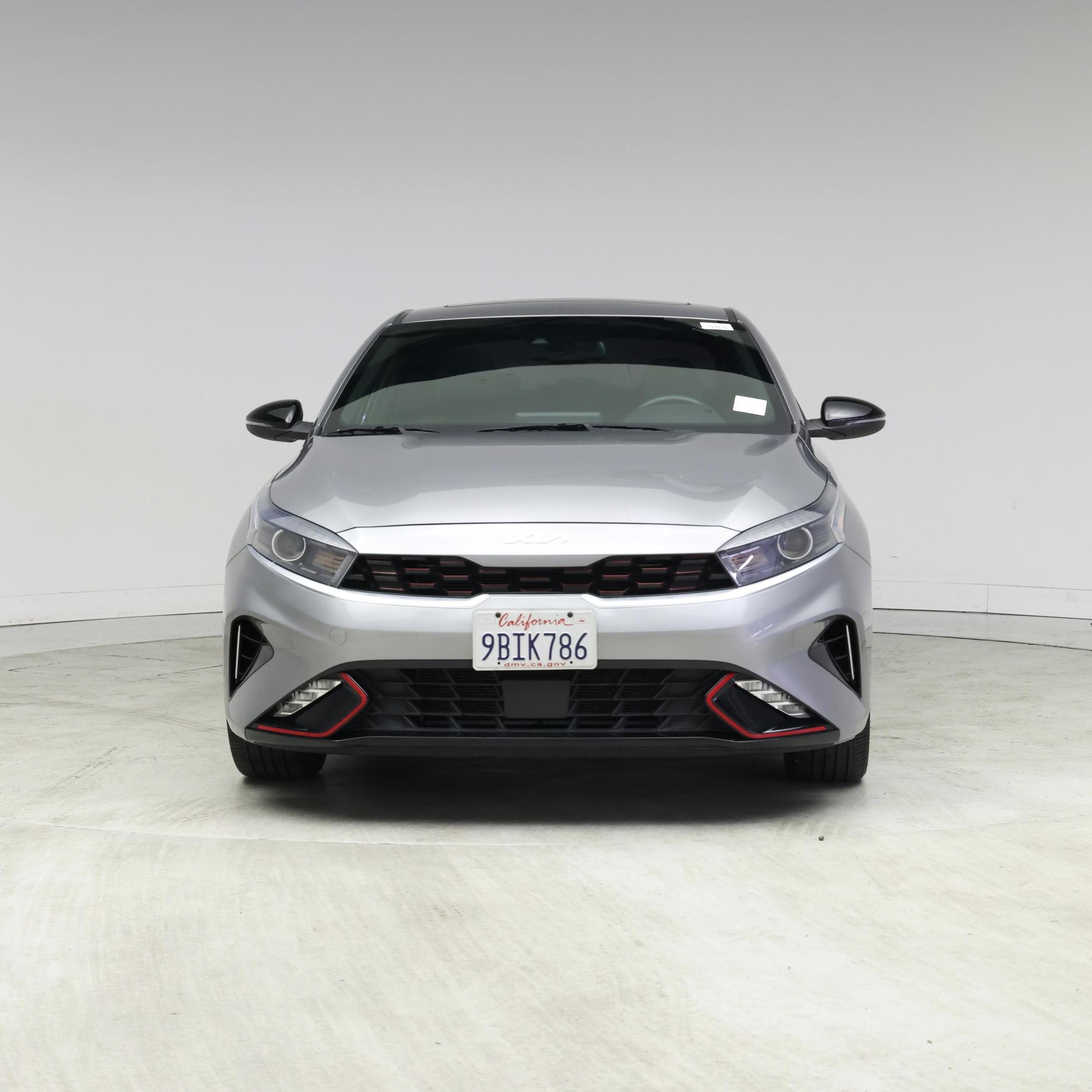 Thumbnail: 2022 Kia Forte - 5