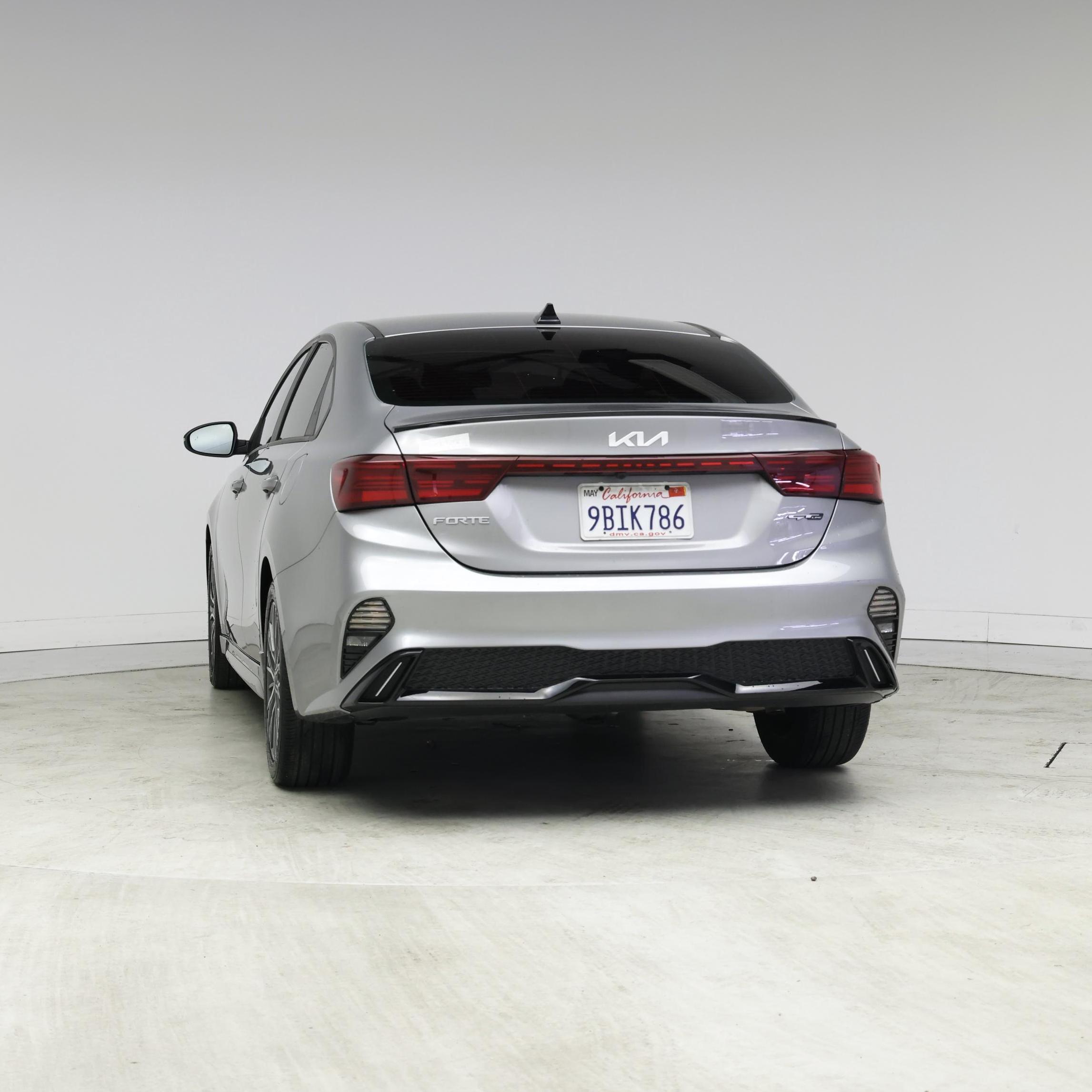 Thumbnail: 2022 Kia Forte - 6