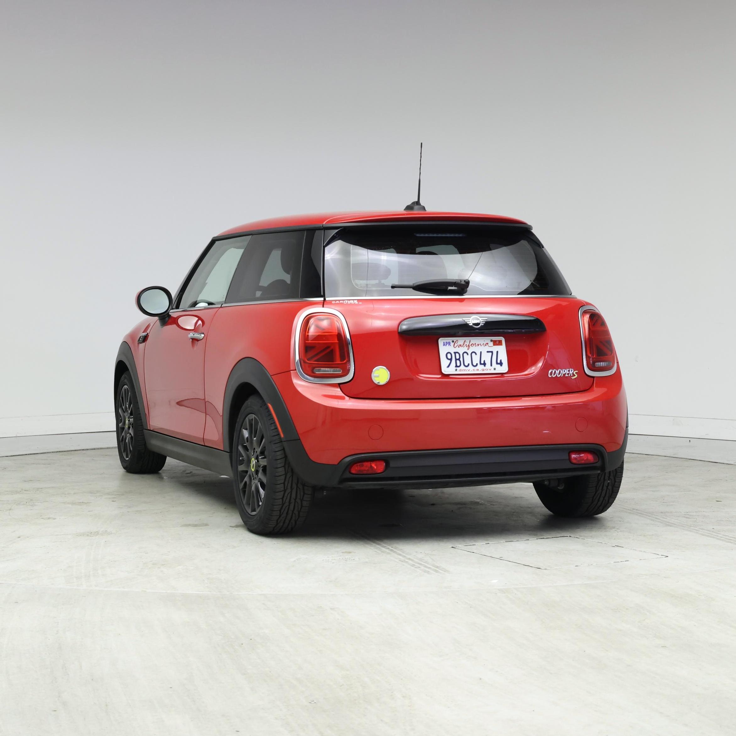 Thumbnail: 2022 MINI Cooper Hardtop - 2