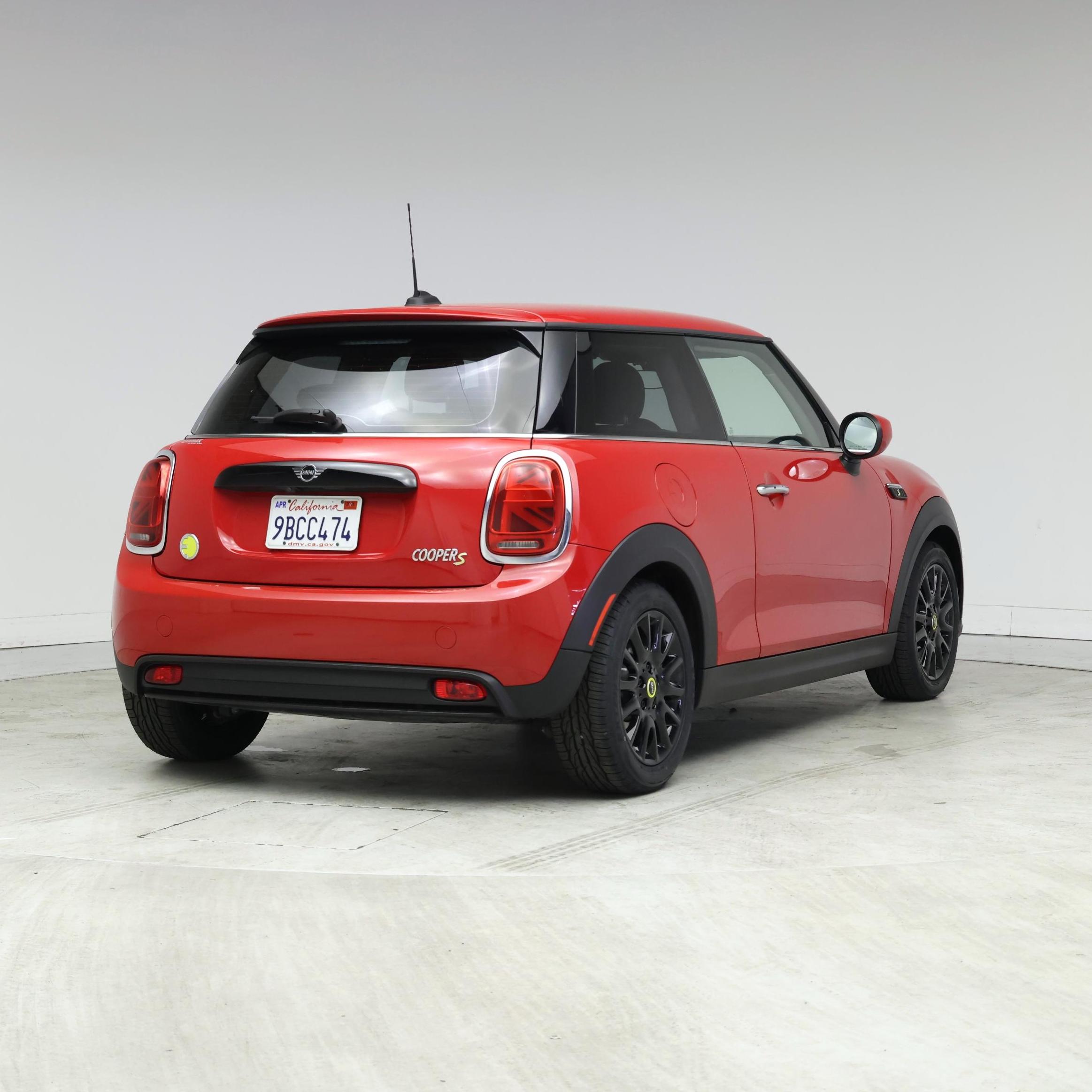Thumbnail: 2022 MINI Cooper Hardtop - 8