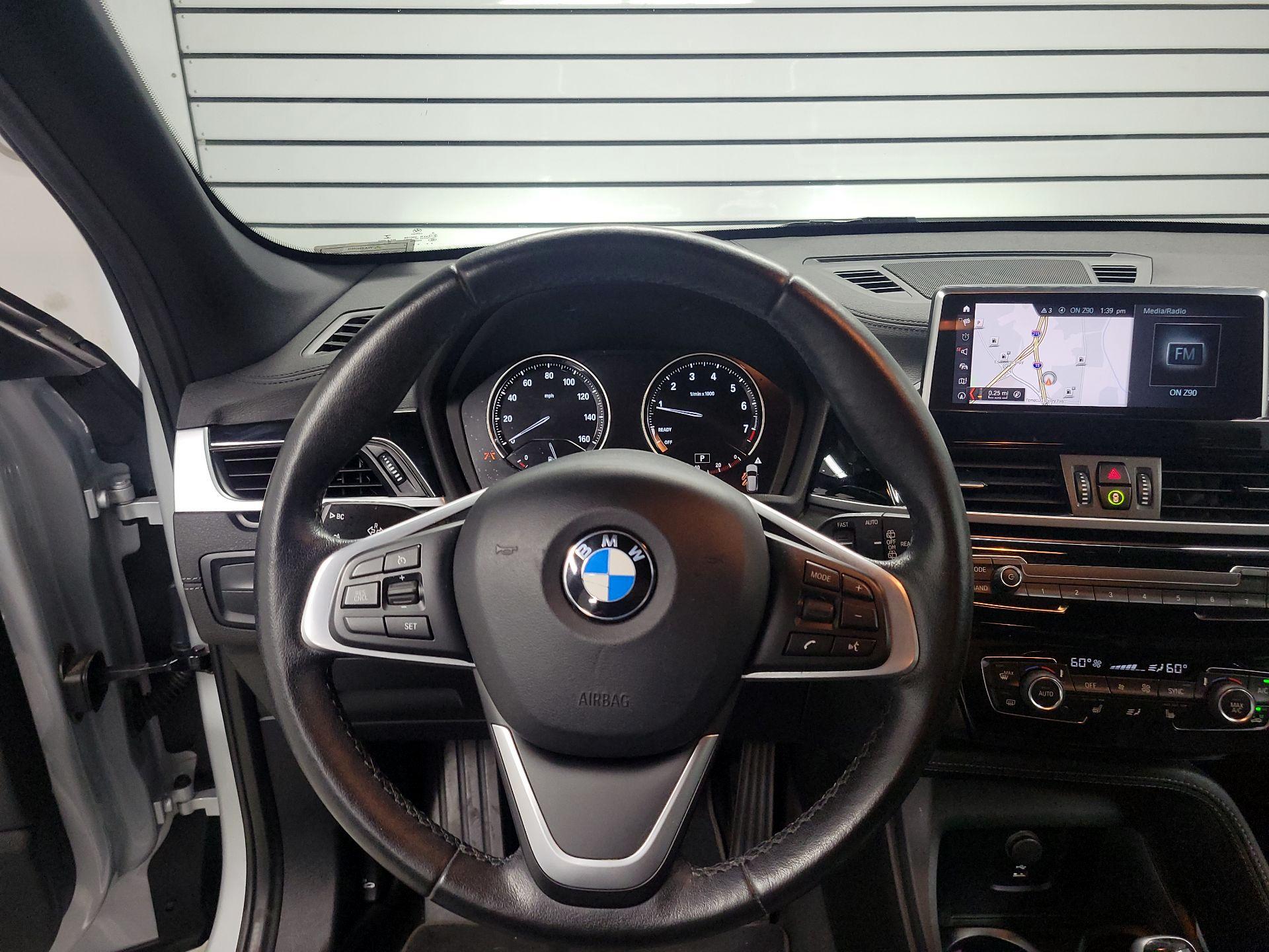 Thumbnail: 2020 BMW X1 - 10