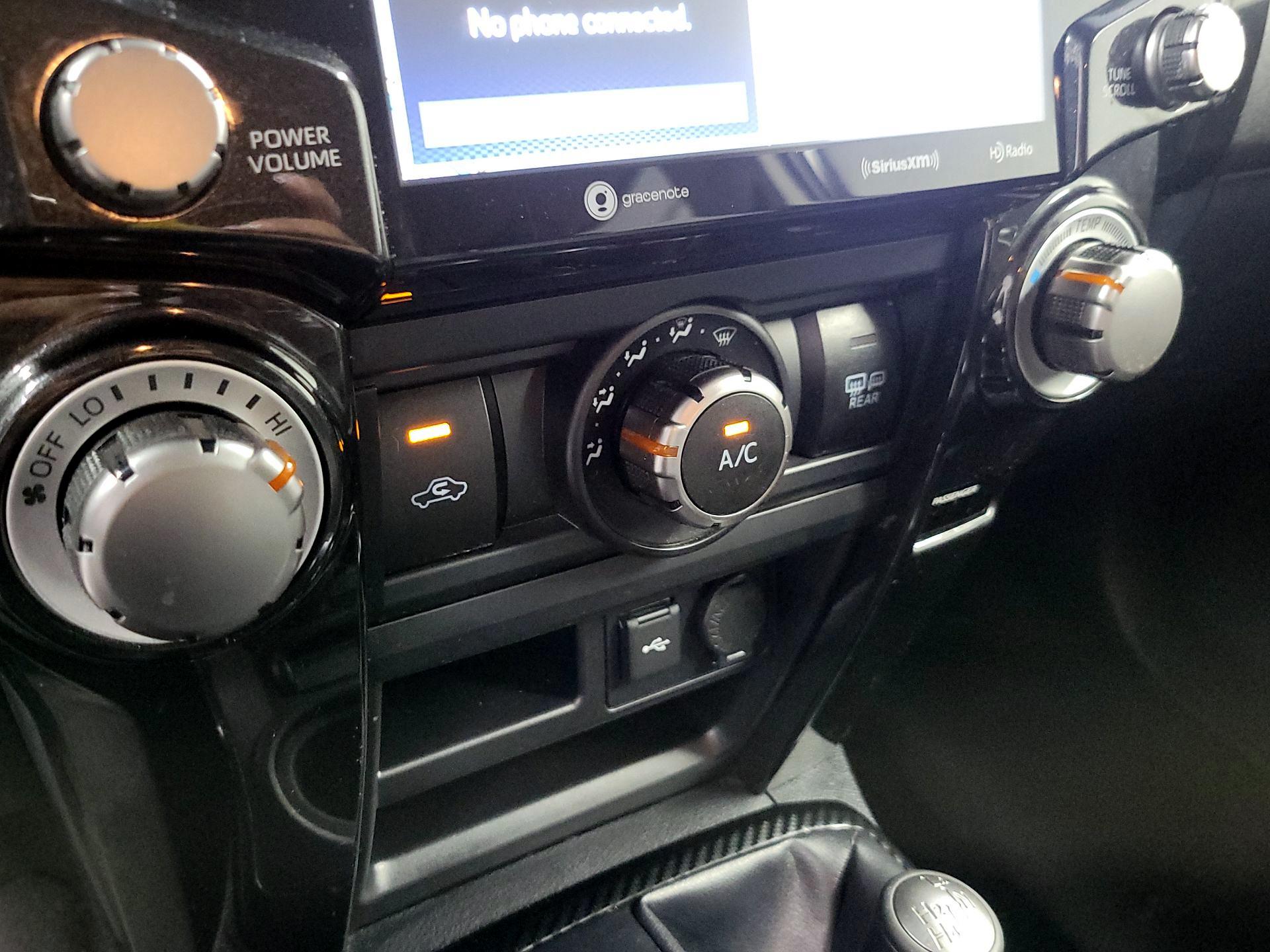 Thumbnail: 2021 Toyota 4Runner - 16