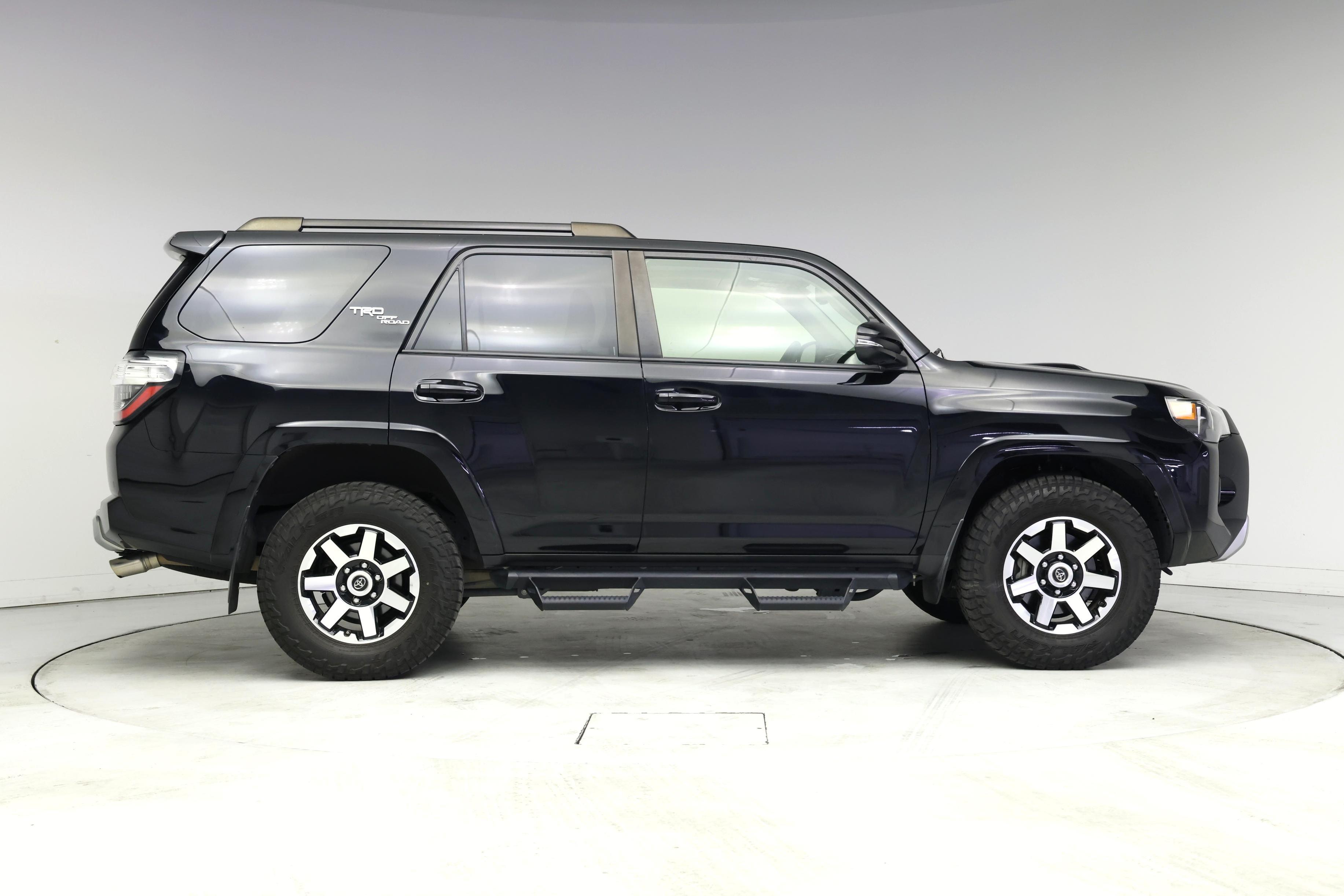 Thumbnail: 2021 Toyota 4Runner - 7