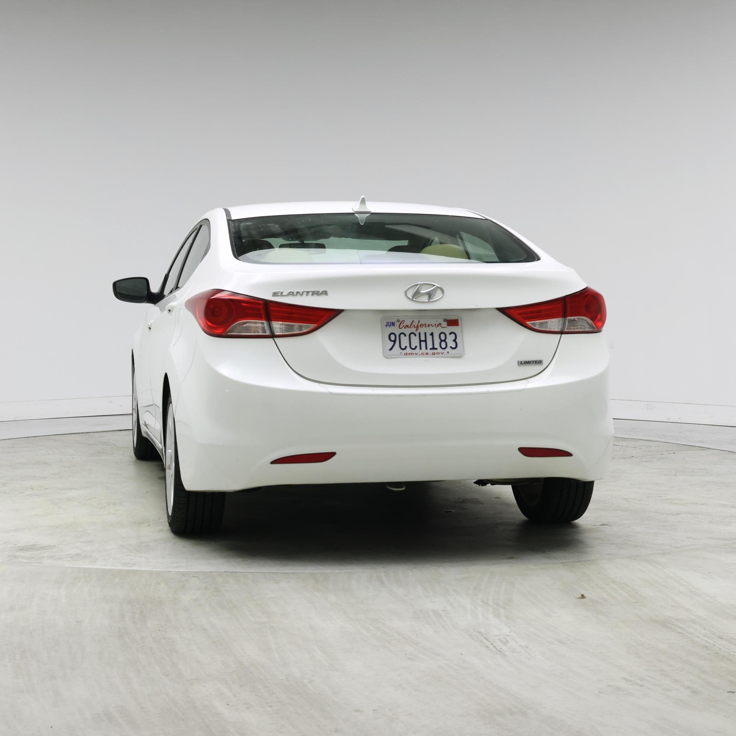 Thumbnail: 2013 Hyundai Elantra - 6