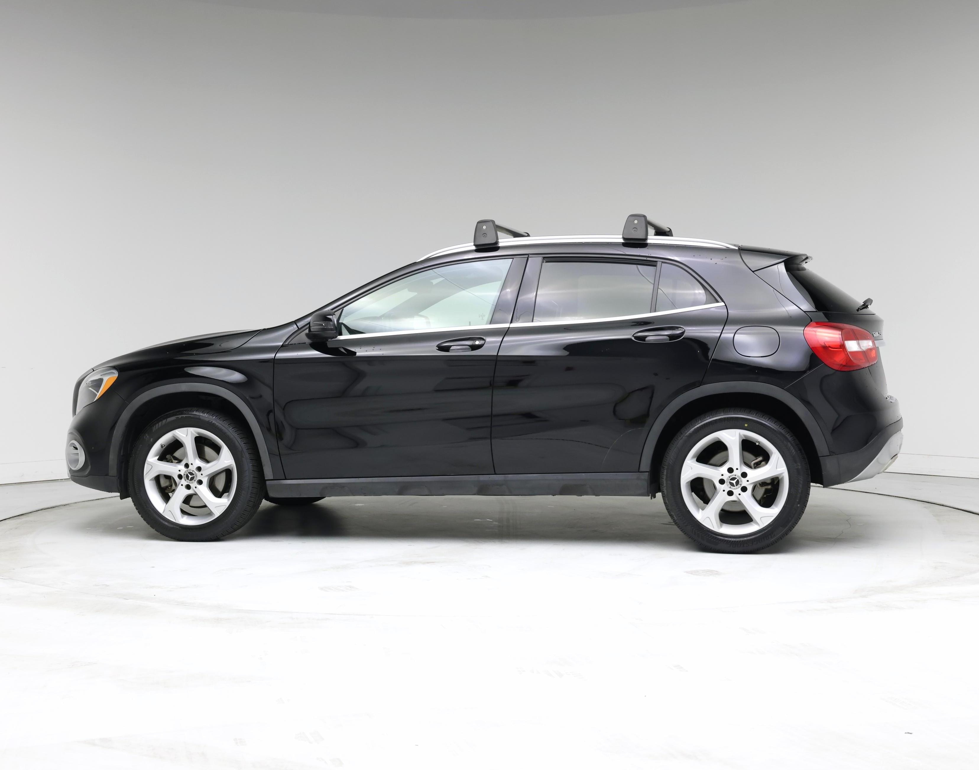 Thumbnail: 2019 Mercedes-Benz GLA - 3
