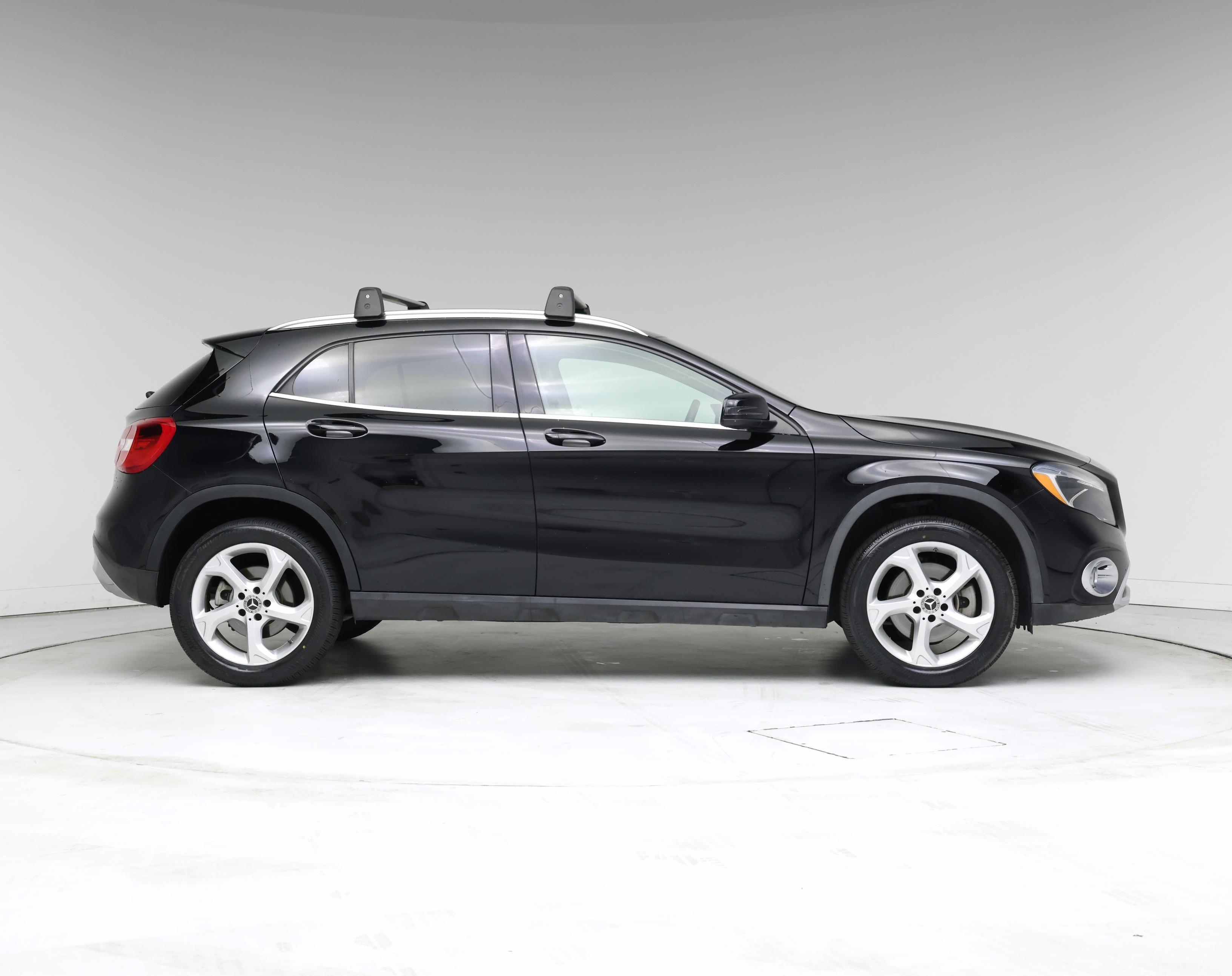 Thumbnail: 2019 Mercedes-Benz GLA - 7