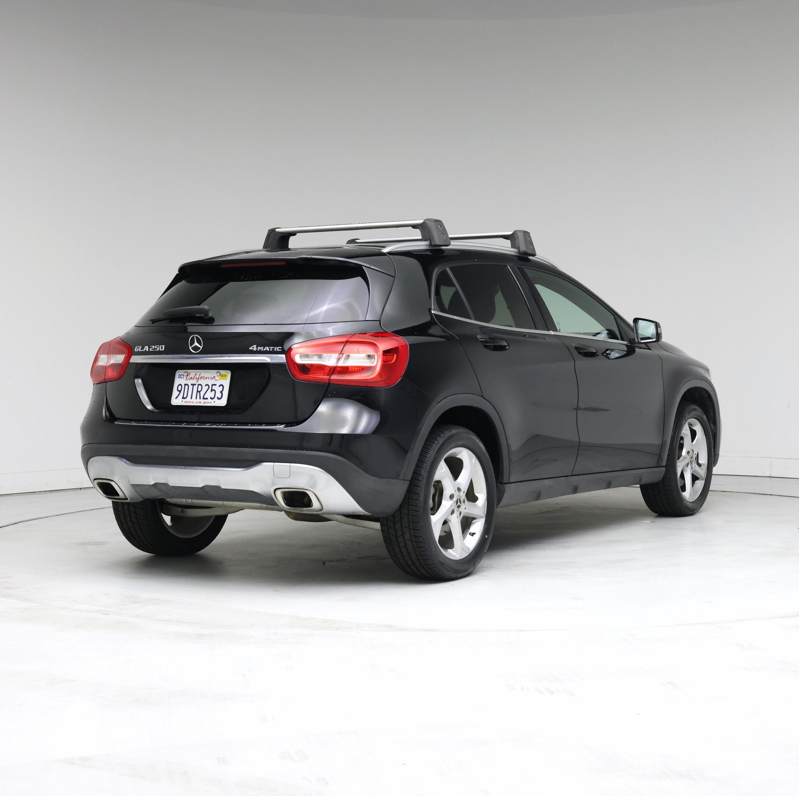 Thumbnail: 2019 Mercedes-Benz GLA - 8