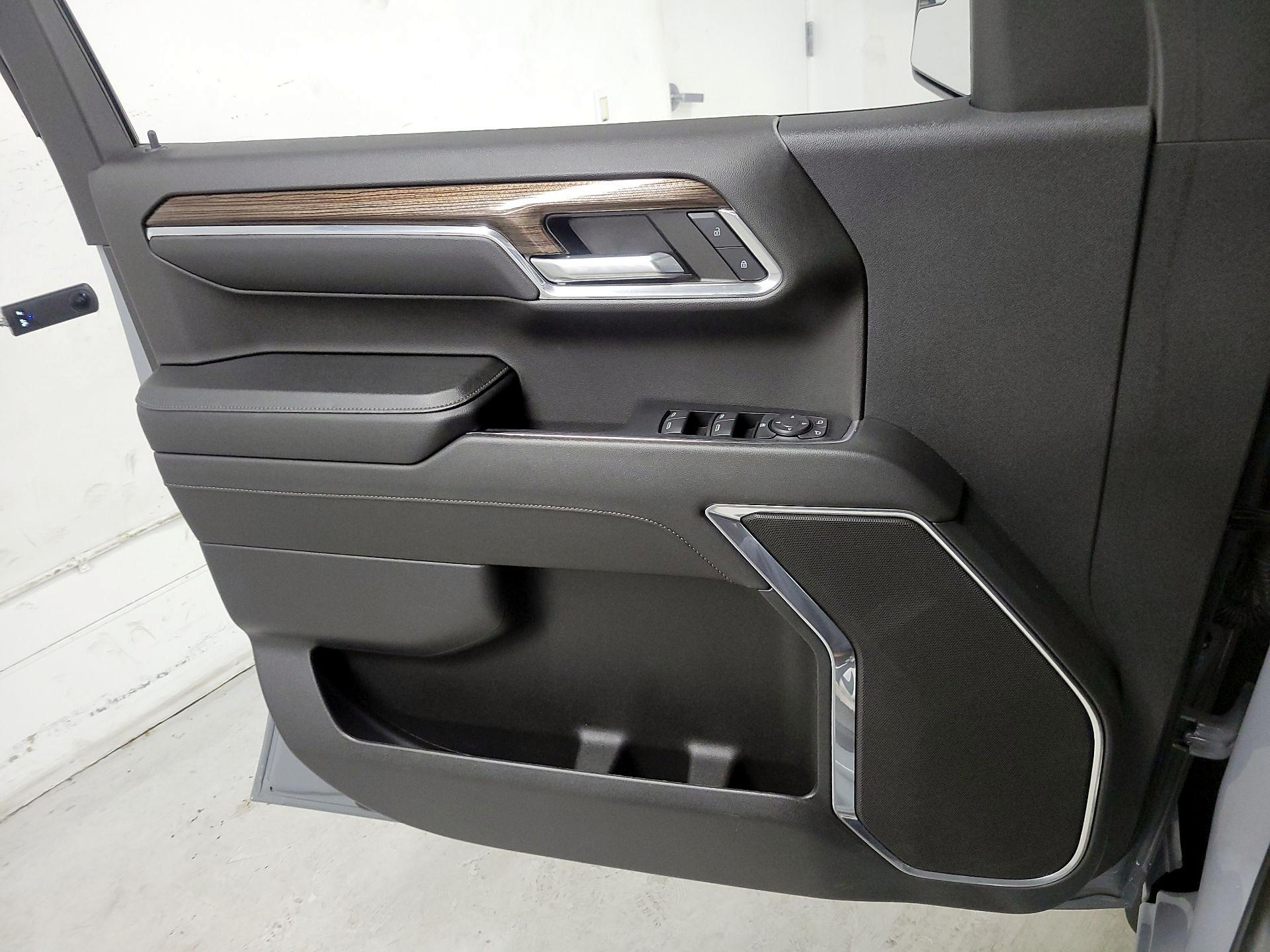 Thumbnail: 2024 Chevrolet Silverado 1500 - 12