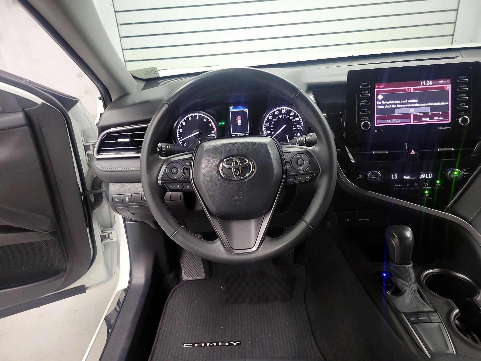 Thumbnail: 2023 Toyota Camry - 10