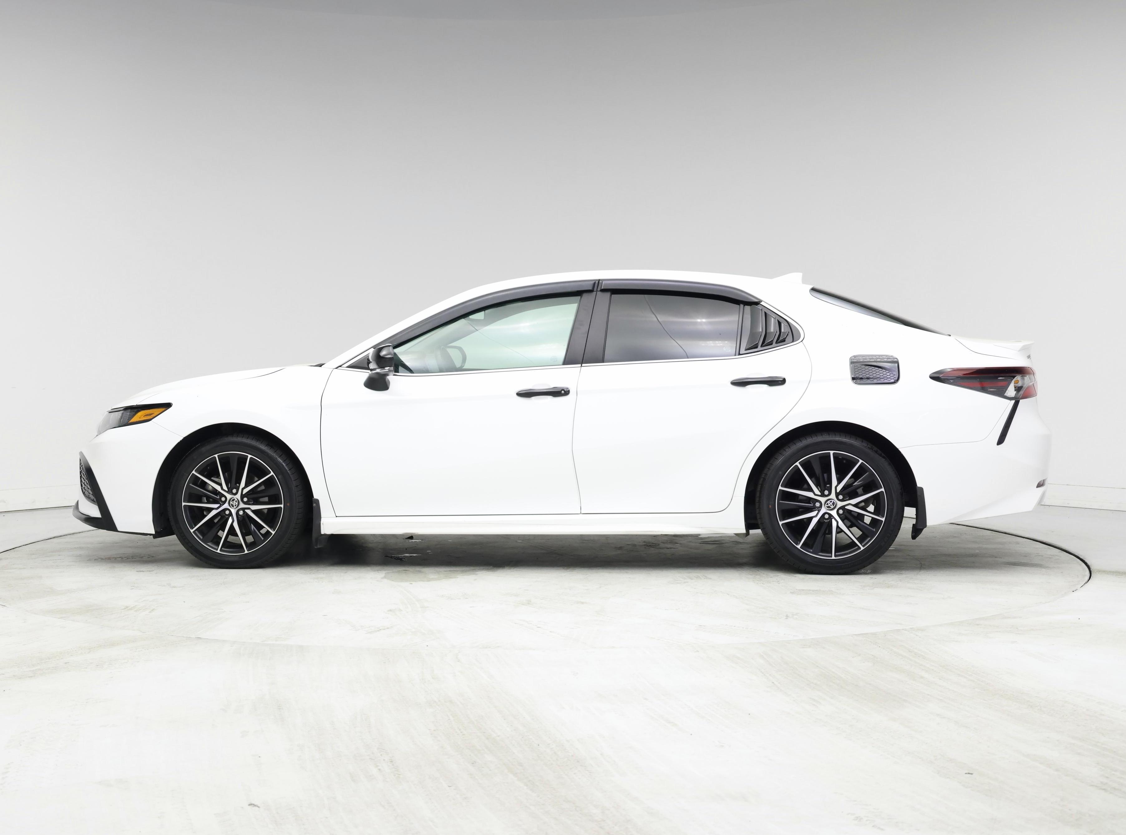 Thumbnail: 2023 Toyota Camry - 3