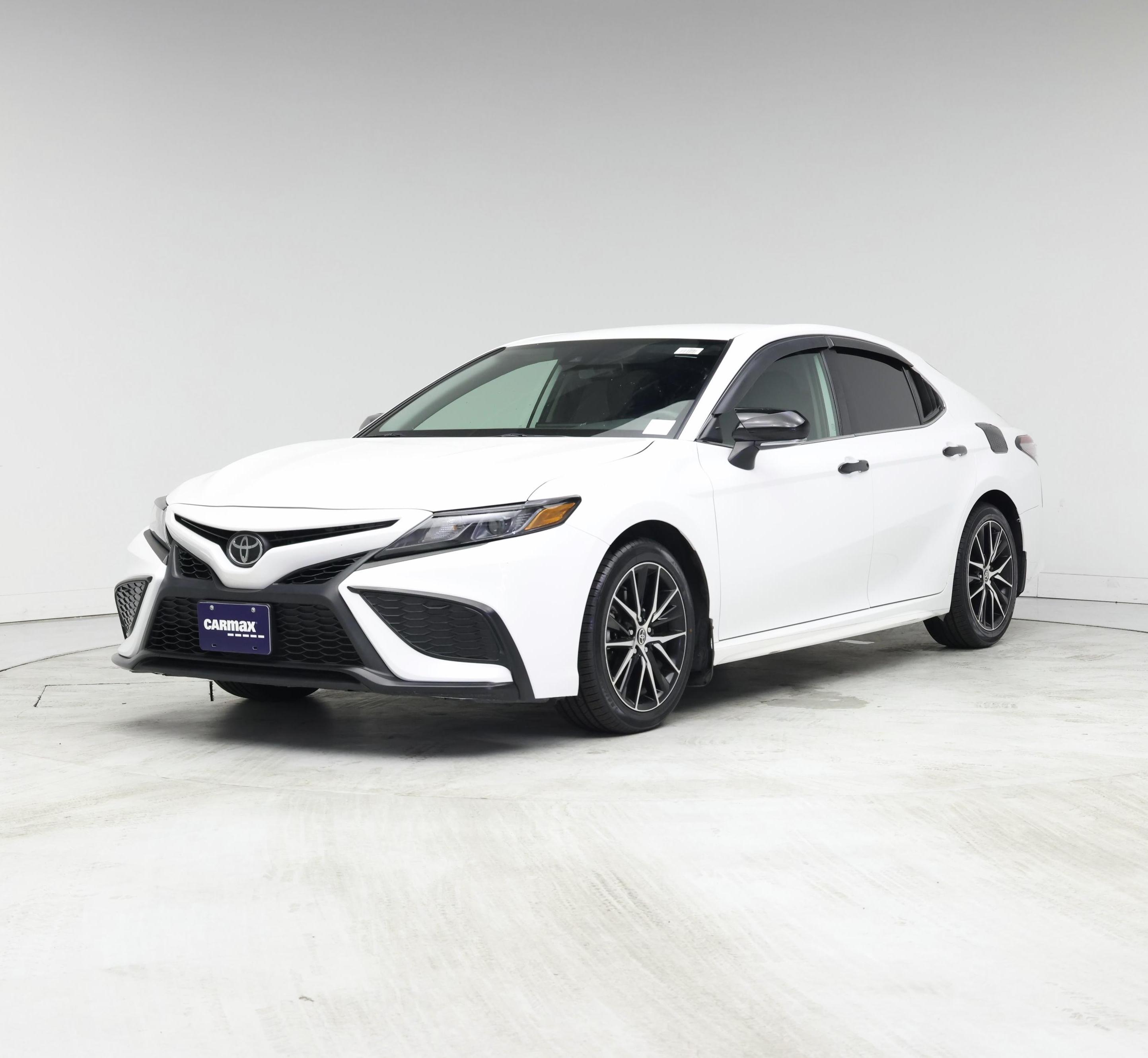 Thumbnail: 2023 Toyota Camry - 4
