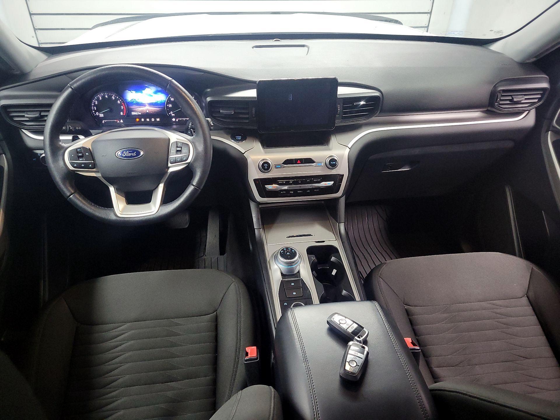Thumbnail: 2021 Ford Explorer - 9