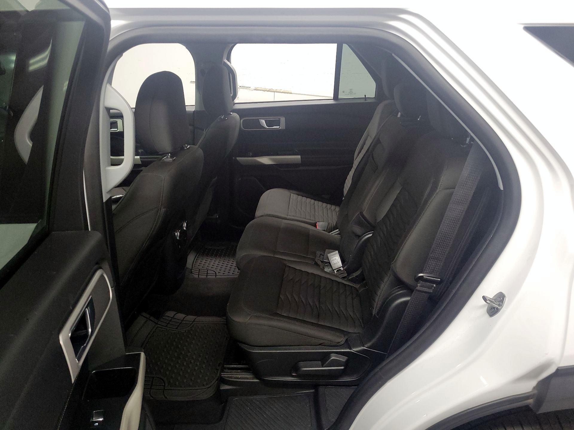 Thumbnail: 2021 Ford Explorer - 19