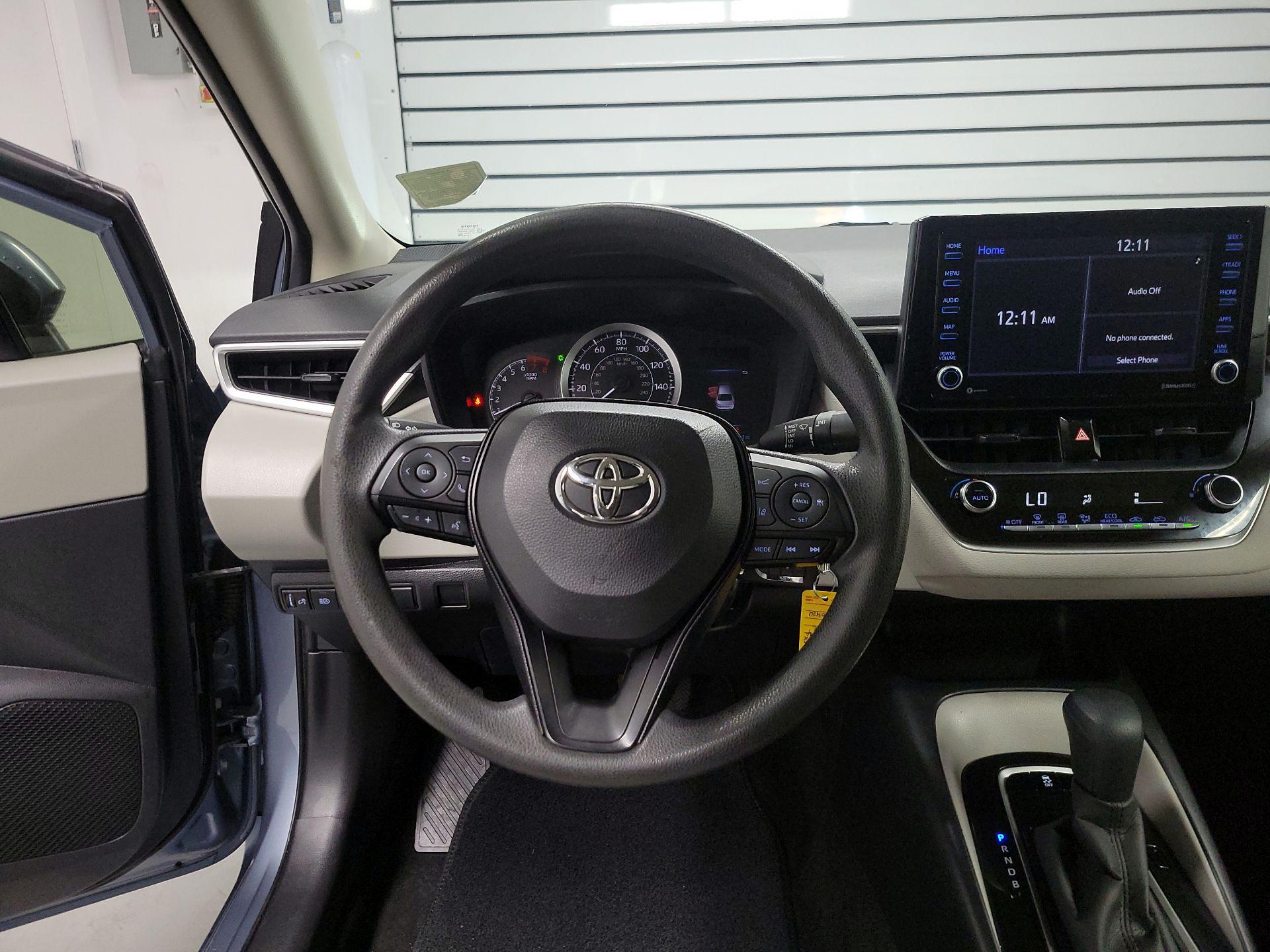 Thumbnail: 2022 Toyota Corolla - 10