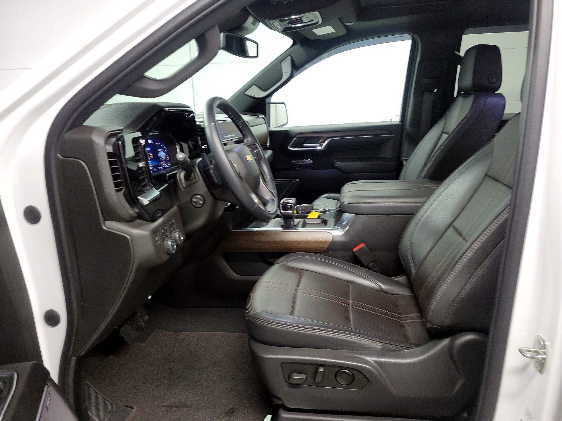Thumbnail: 2023 Chevrolet Silverado 1500 - 11