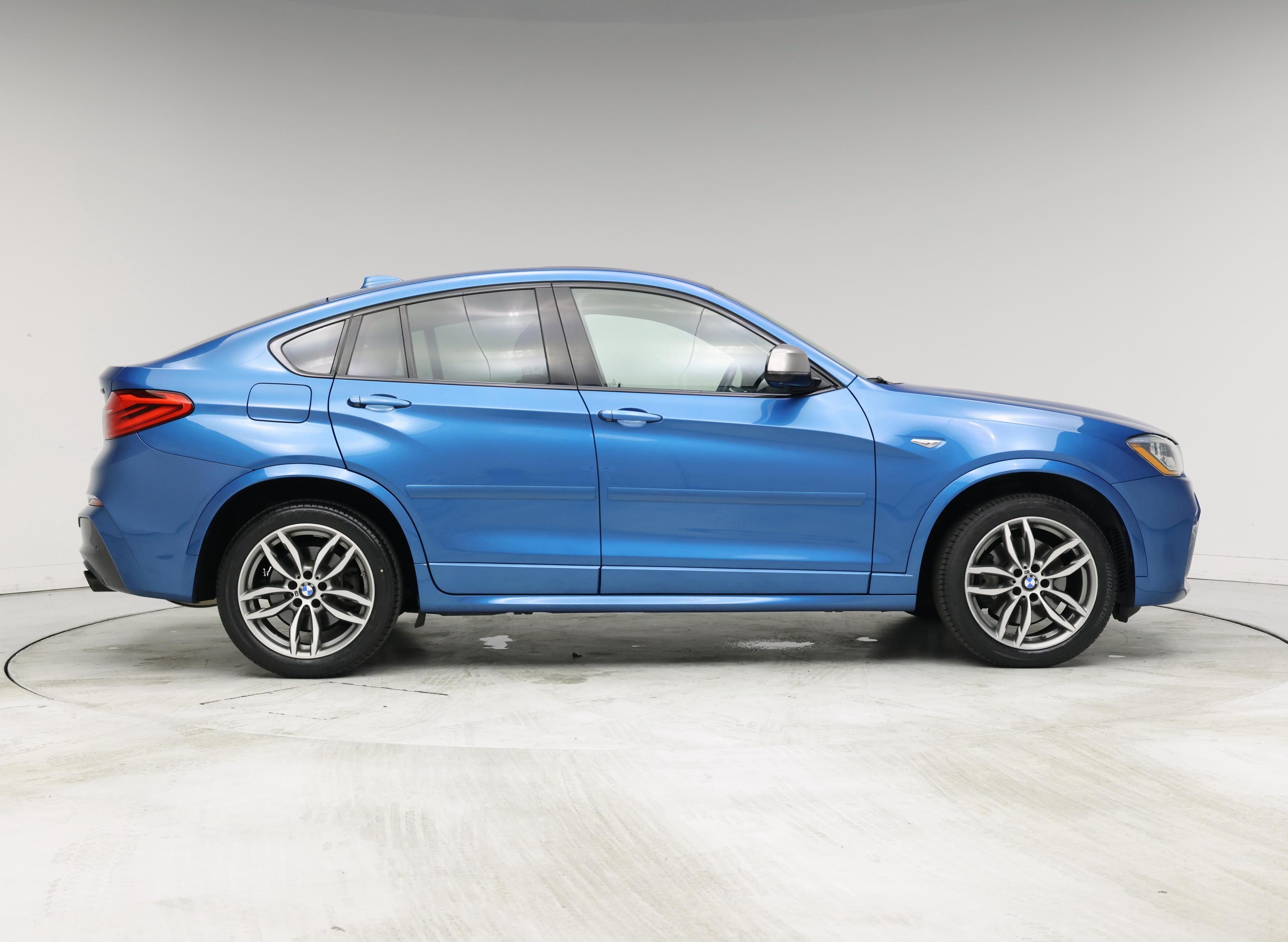 Thumbnail: 2017 BMW X4 - 7