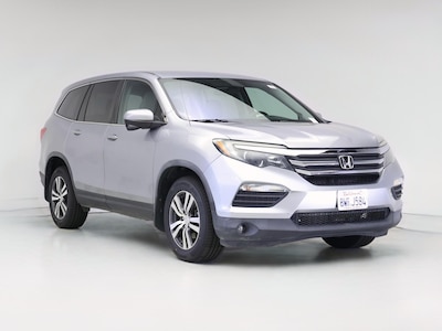 Silver 2017 Honda Pilot EX